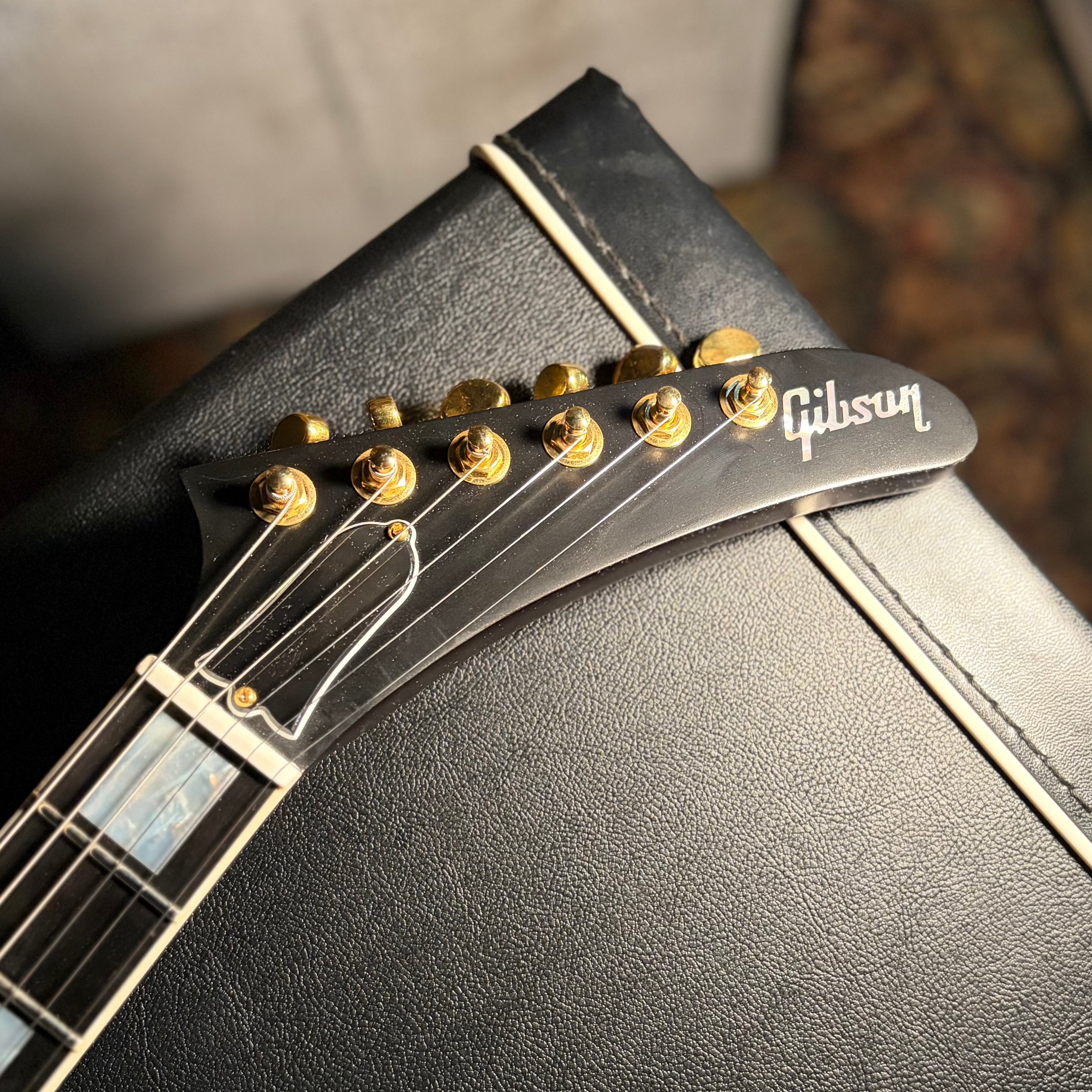 Gibson Mod™ Collection Explorer Custom - Black Cherry Satin