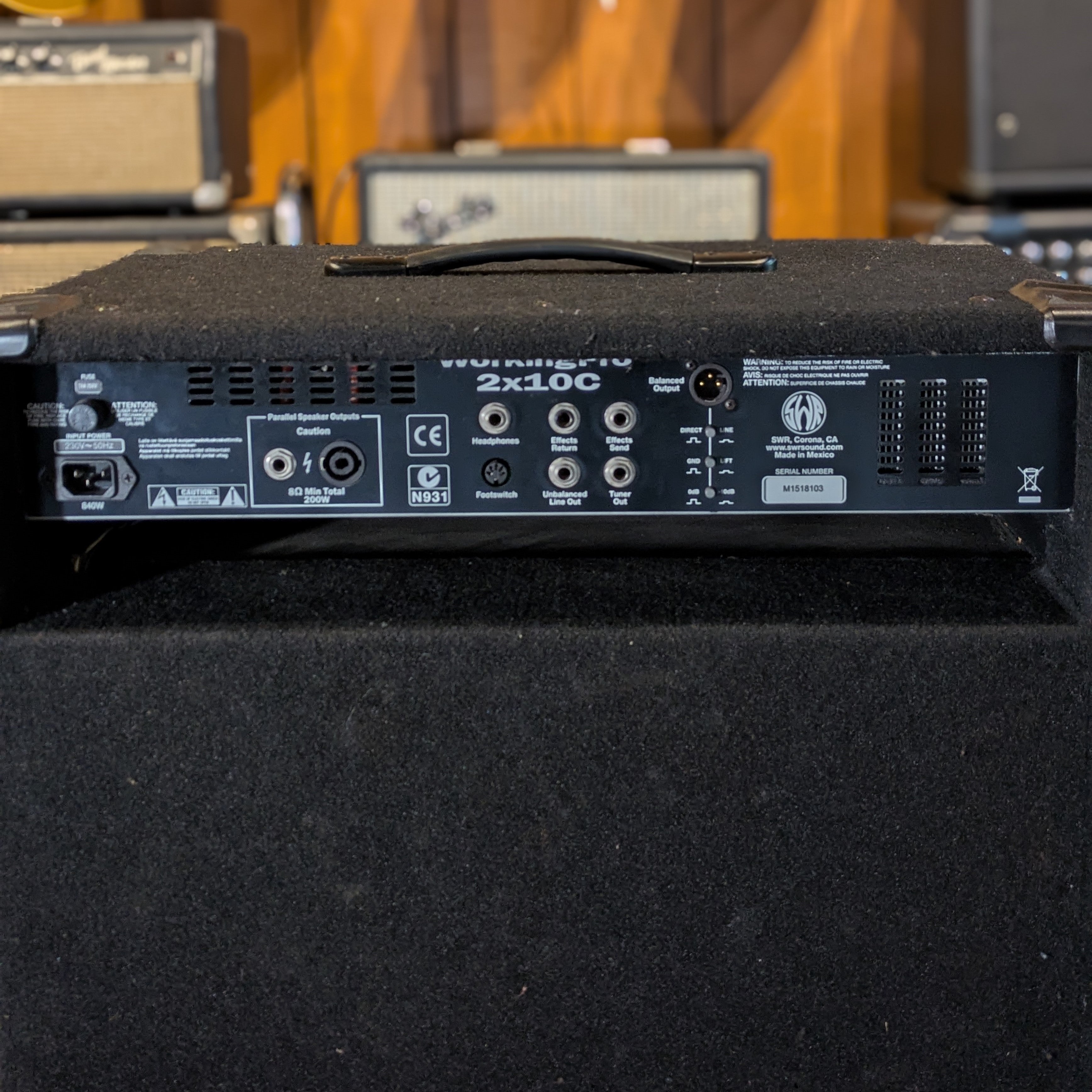 SWR WORKING PRO 210C