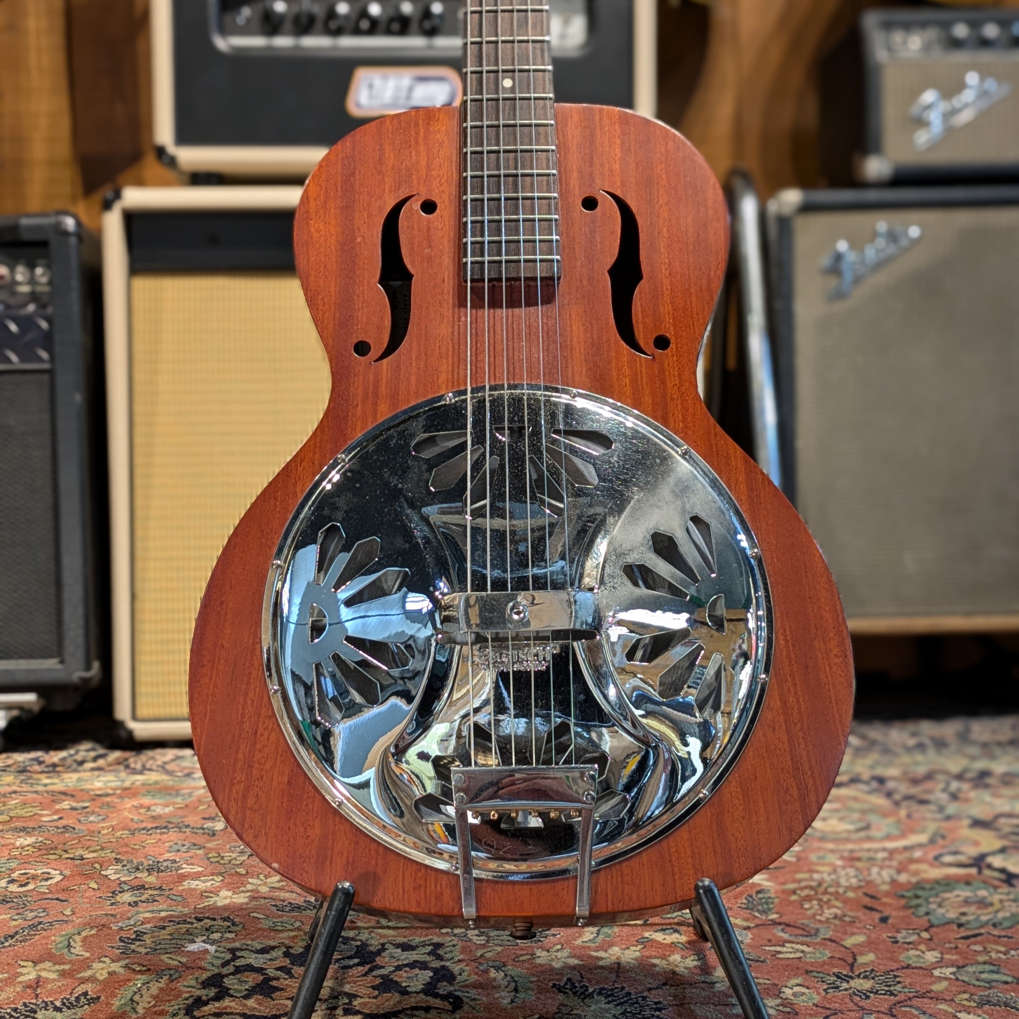Gretsch G9200 Boxcar Round-Neck Resonator