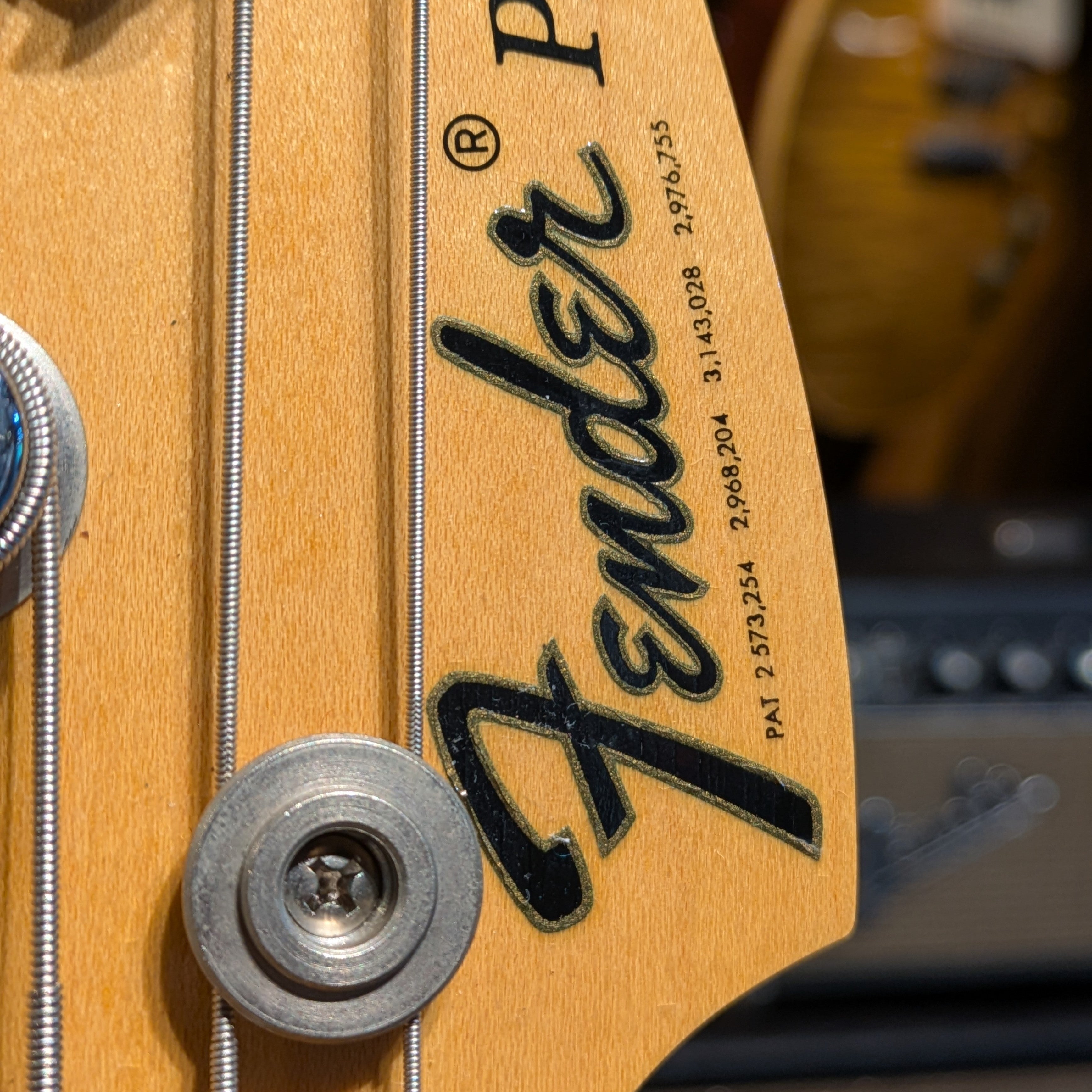 Fender Precision Bass with Rosewood Fretboard 1968 - Sunburst