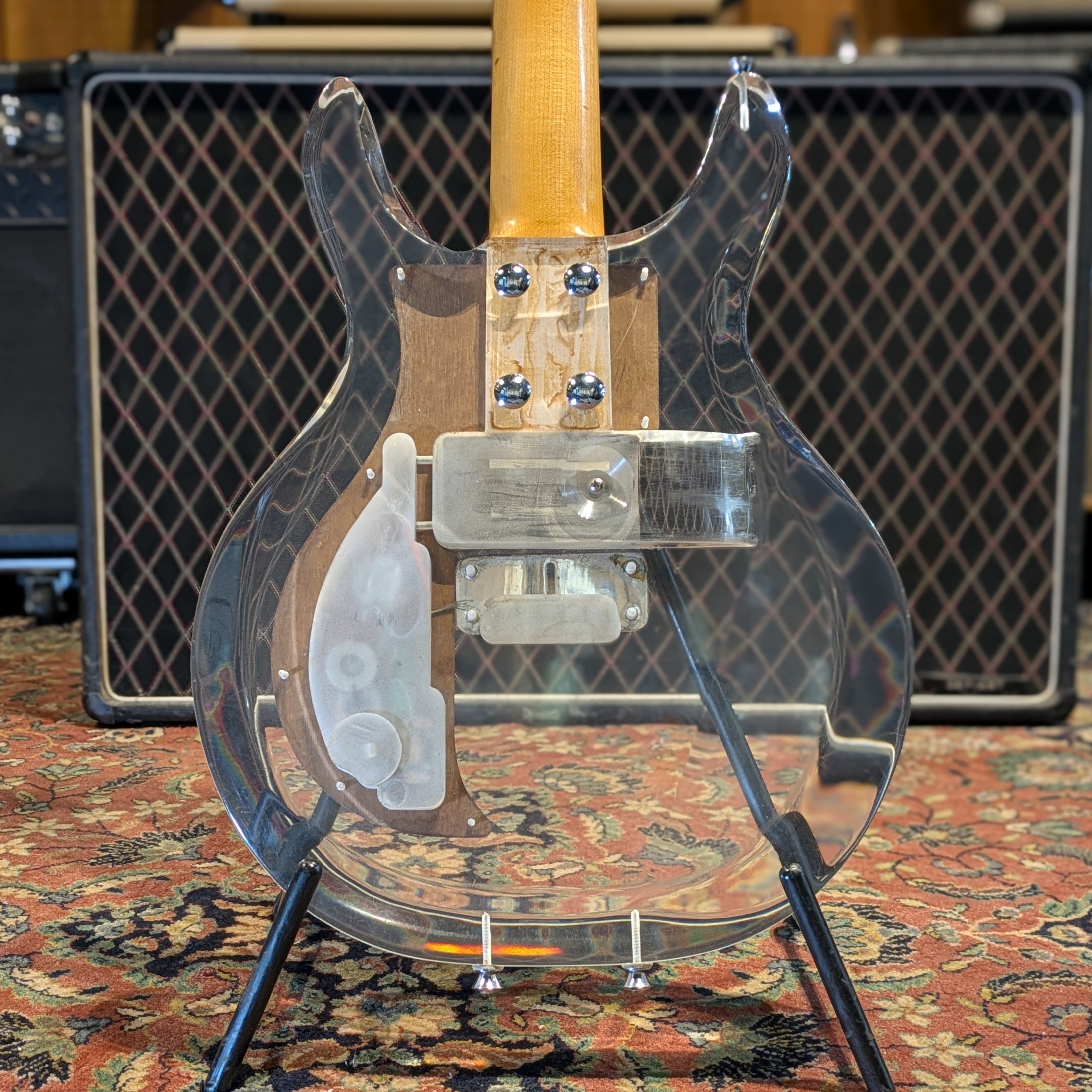 Ampeg Dan Armstrong Lucite Guitar 1971 - Clear