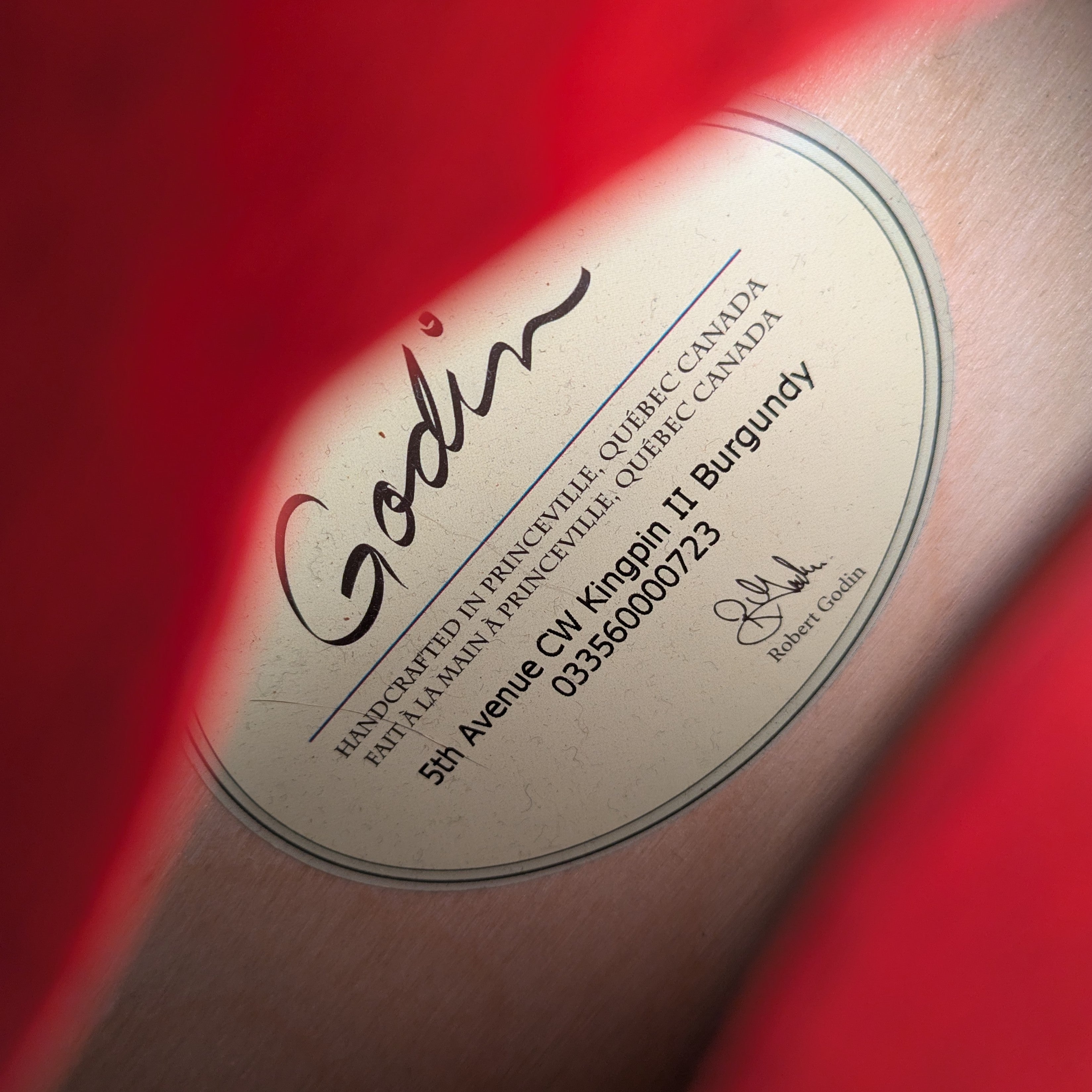 Godin 5th Avenue CW Kingpin II 2010s - Burgundy