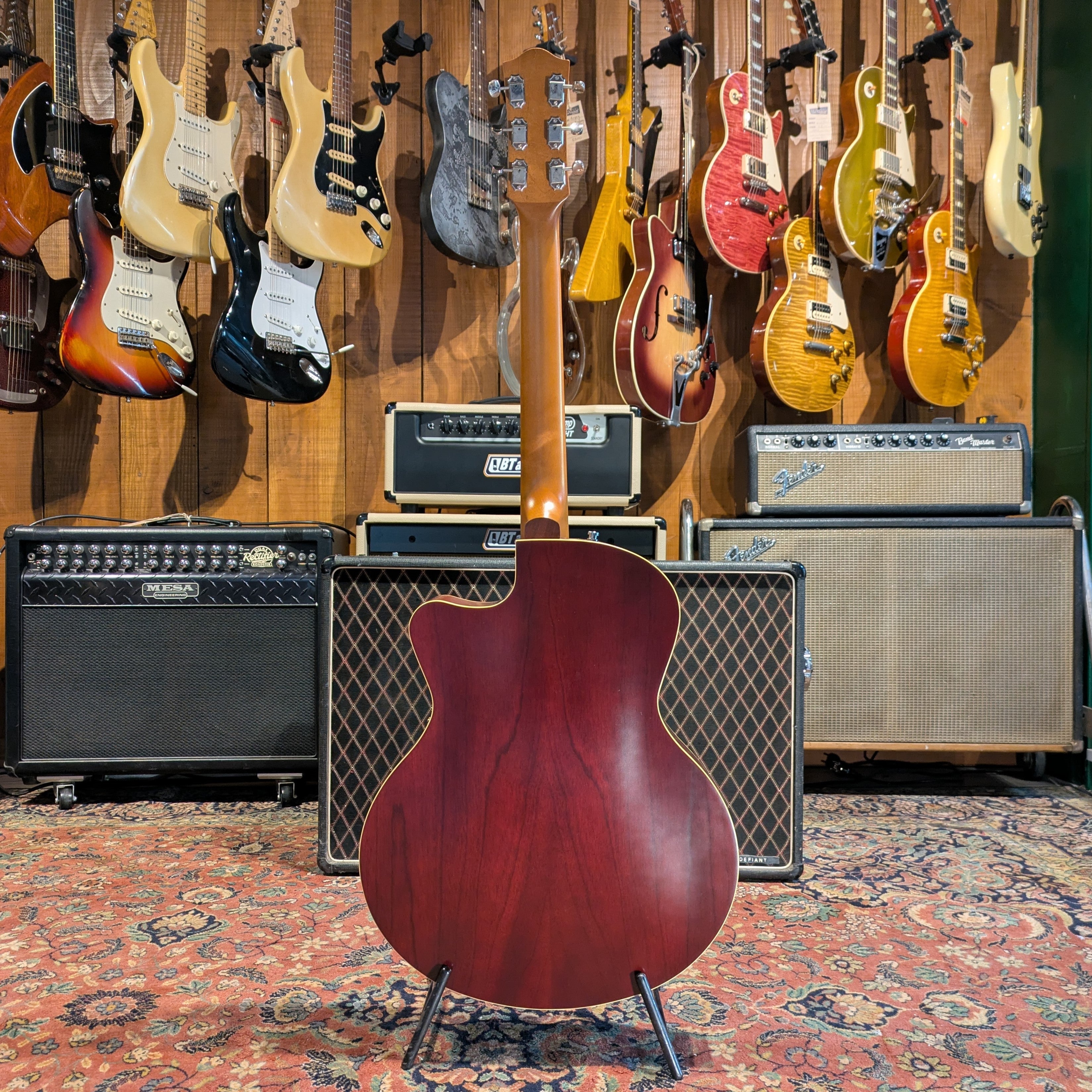 Godin 5th Avenue CW Kingpin II 2010s - Burgundy