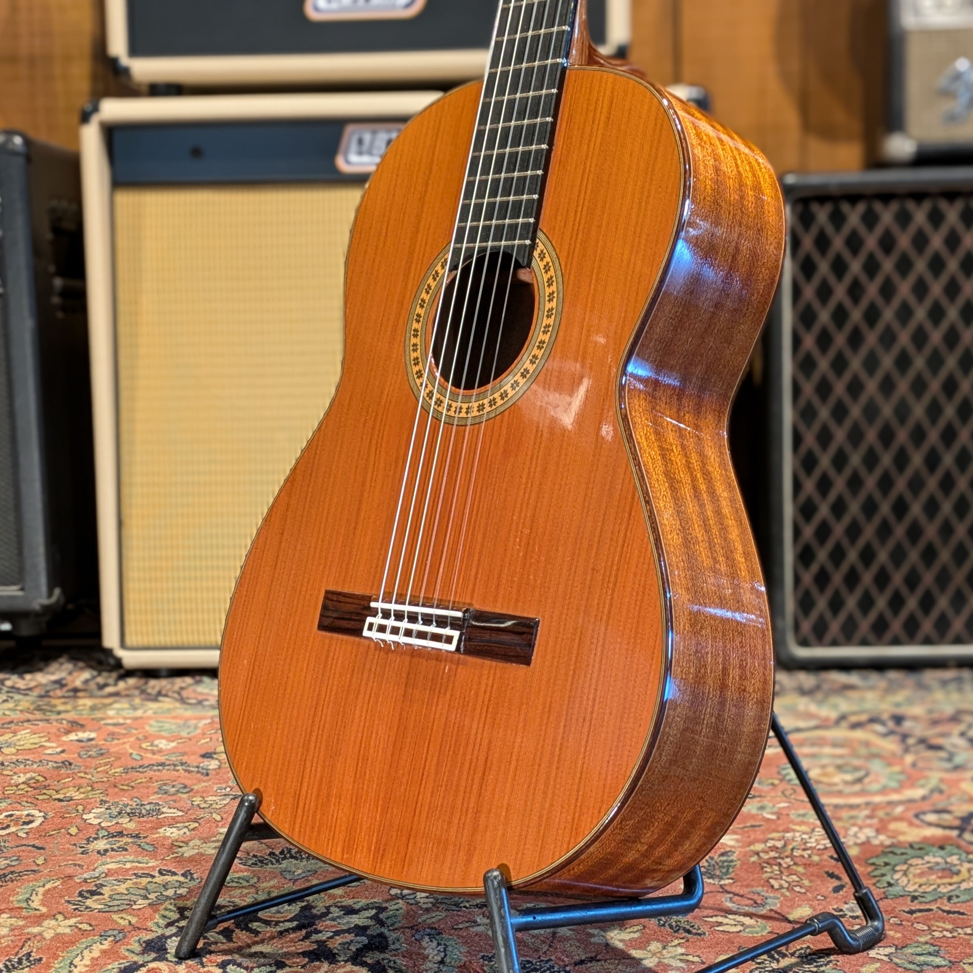 AMALIO BURGUET mod : ESTUDIO 1994