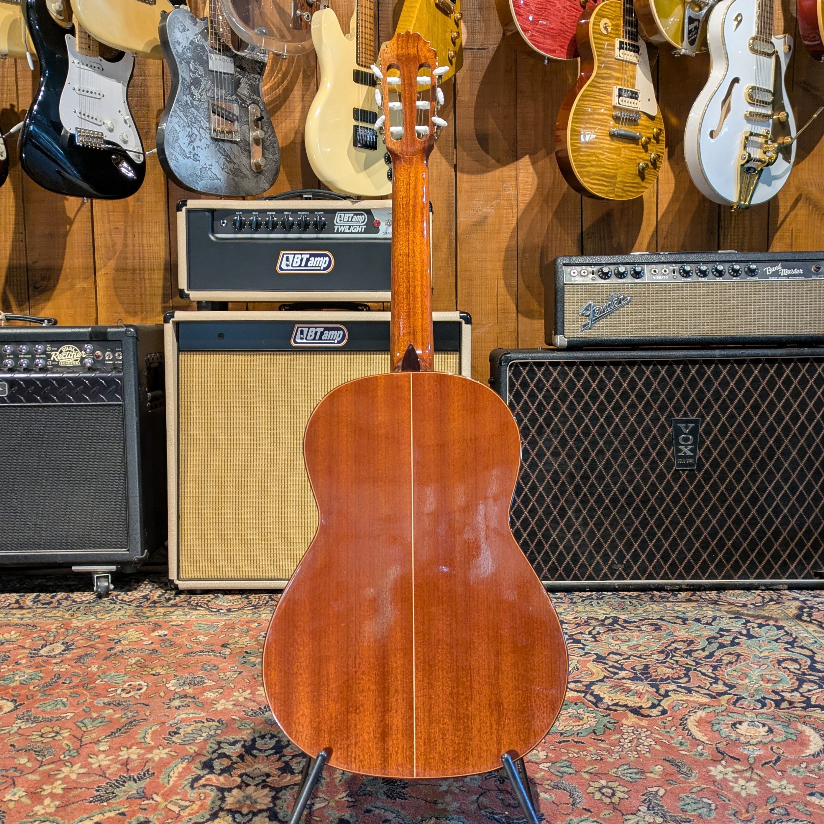 AMALIO BURGUET mod : ESTUDIO 1994