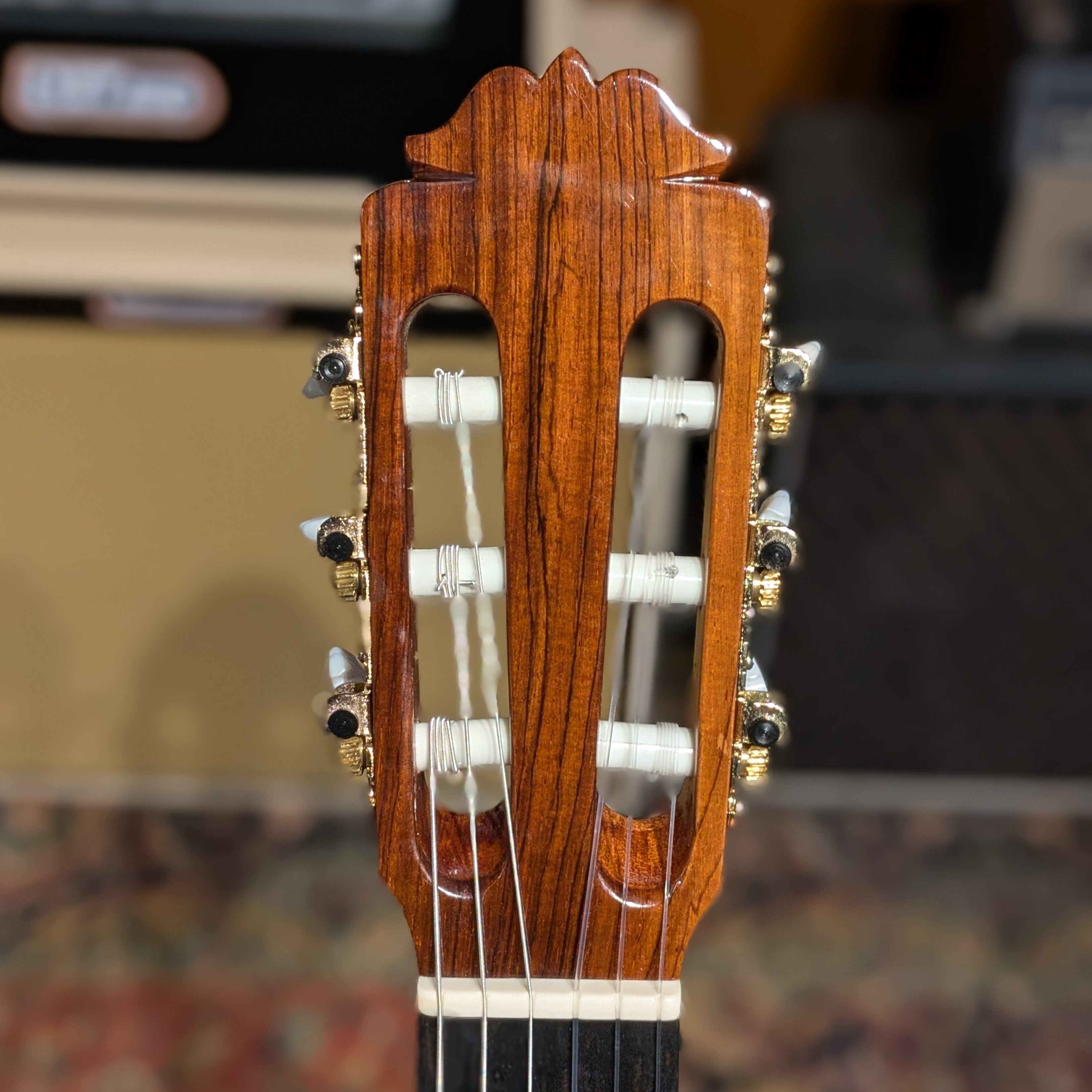 AMALIO BURGUET mod : ESTUDIO 1994