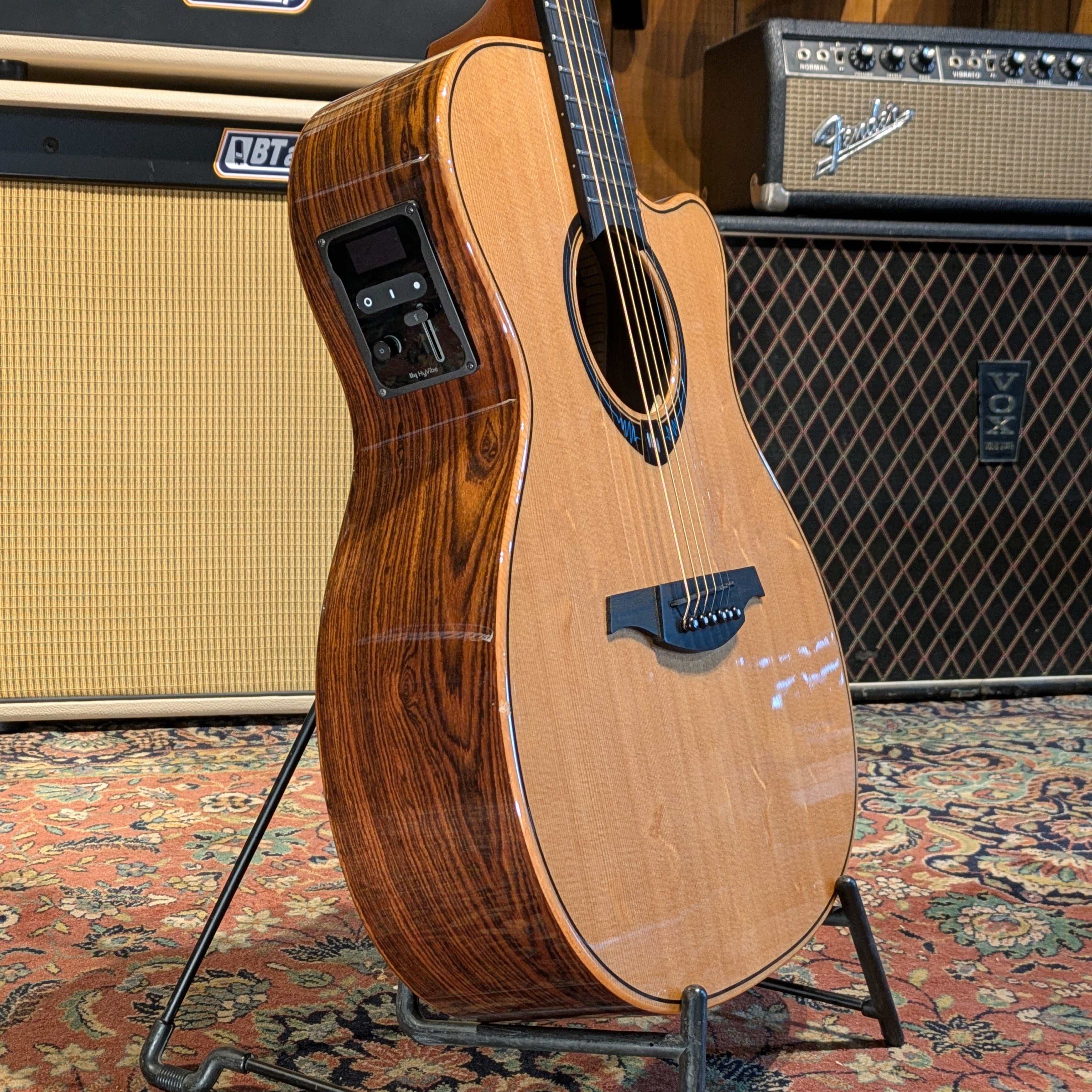 LAG Tramontane Hyvibe THV30ACE