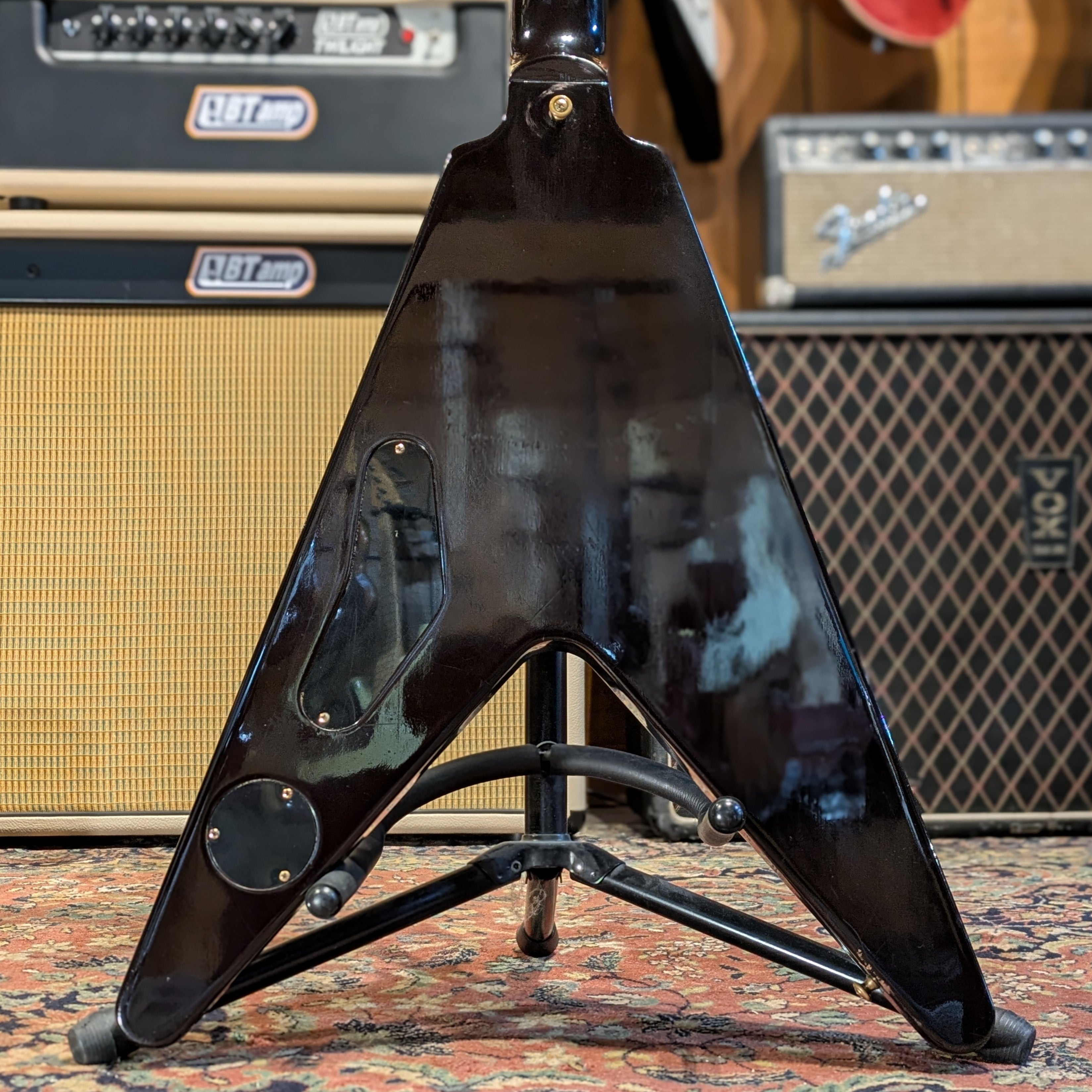Gibson Flying V - Guitar of the Month - 50th Anniversary 2008 - Brimstone Burst