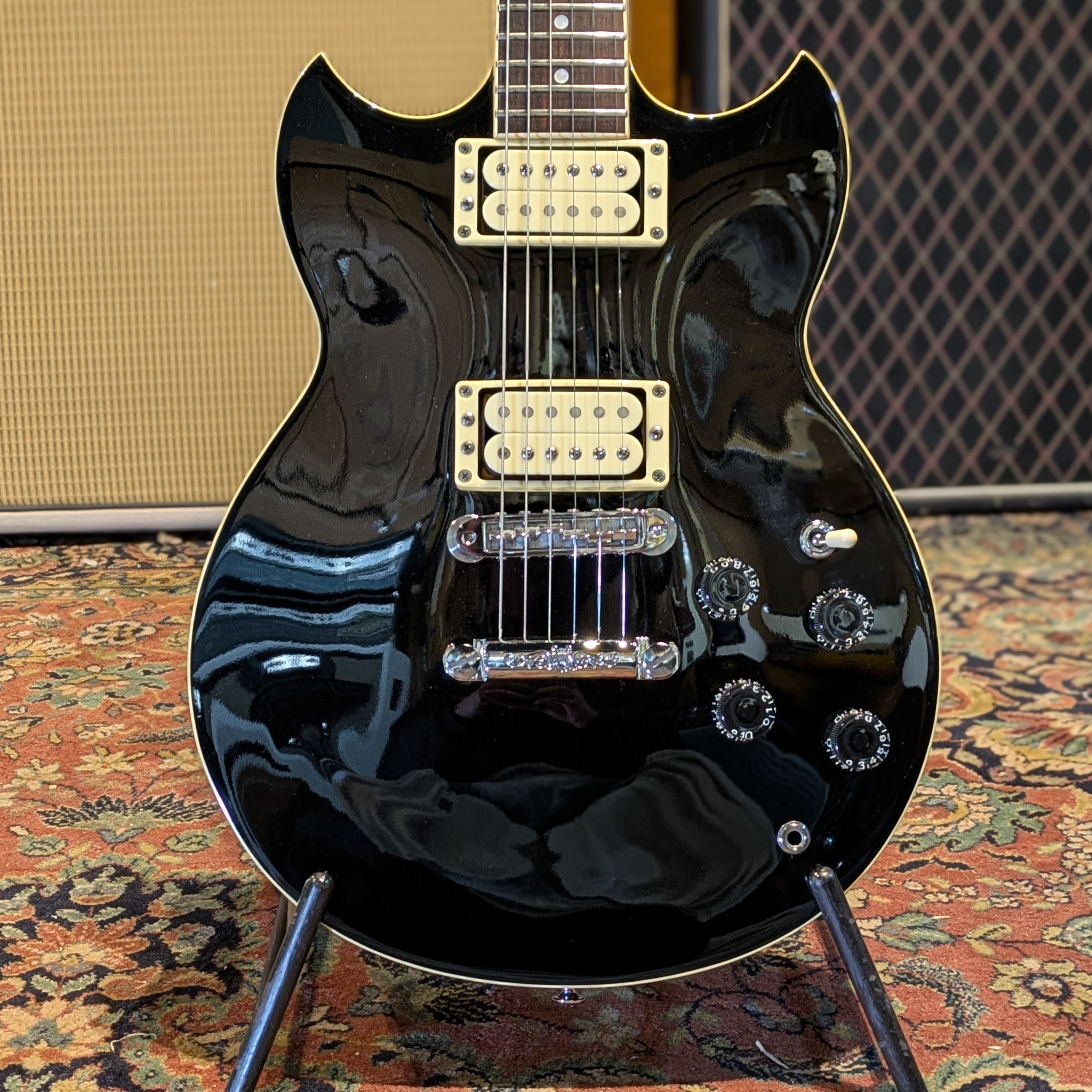 Yamaha SG-300 - Black