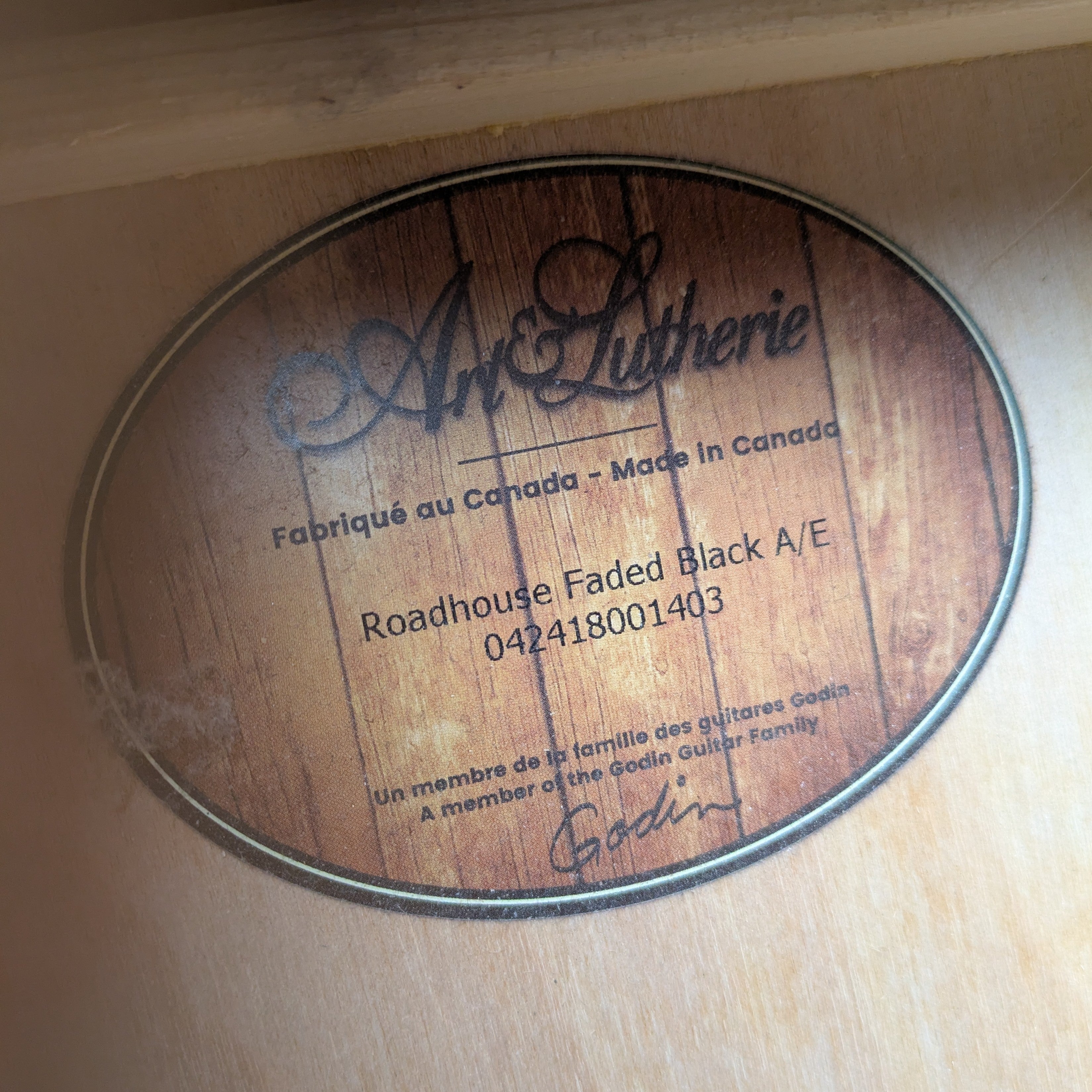 Art & Lutherie Roadhouse Parlor with Electronics - Faded Black