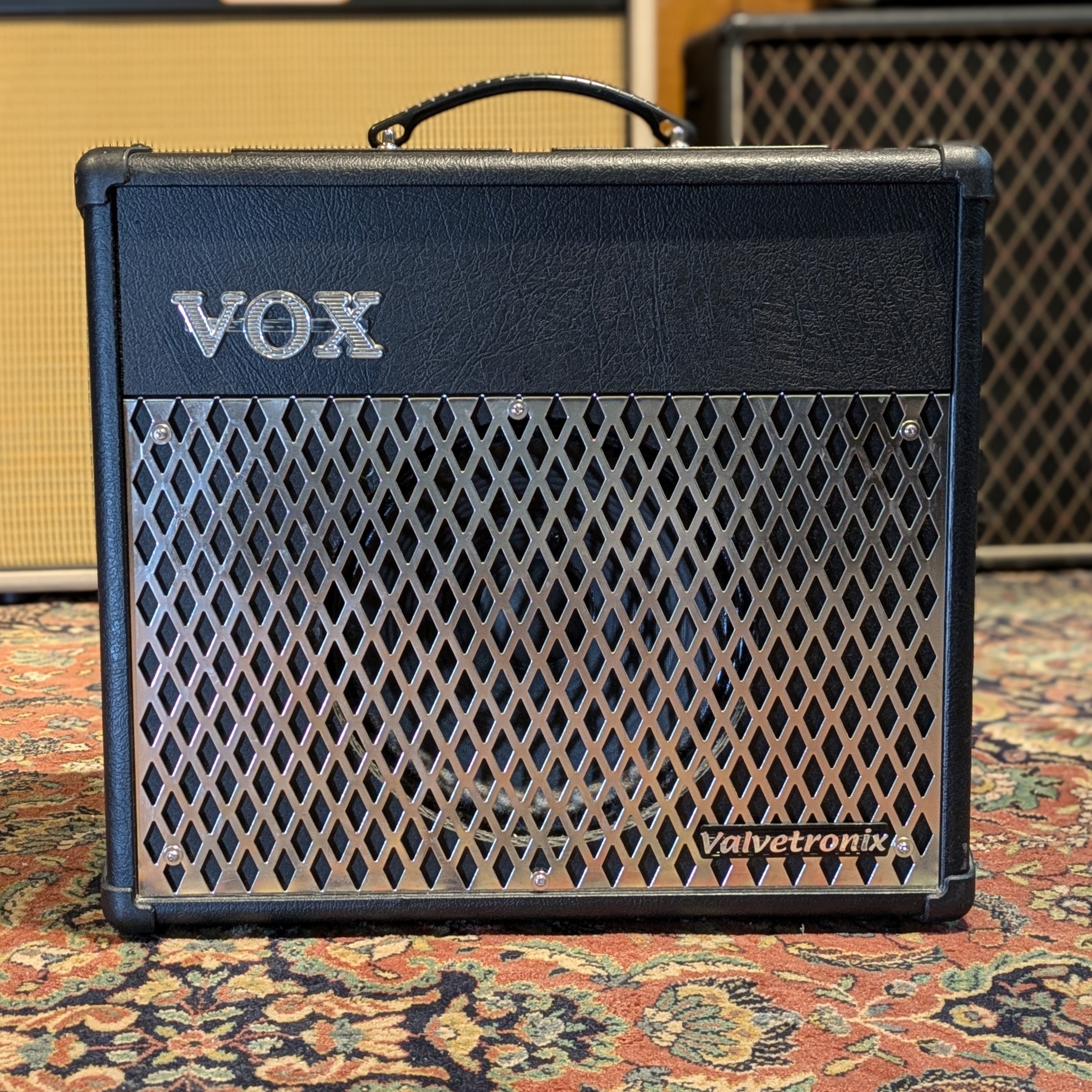 Vox Valvetronix AD30VT 30-Watt 1x10 Modeling Guitar Combo - Black