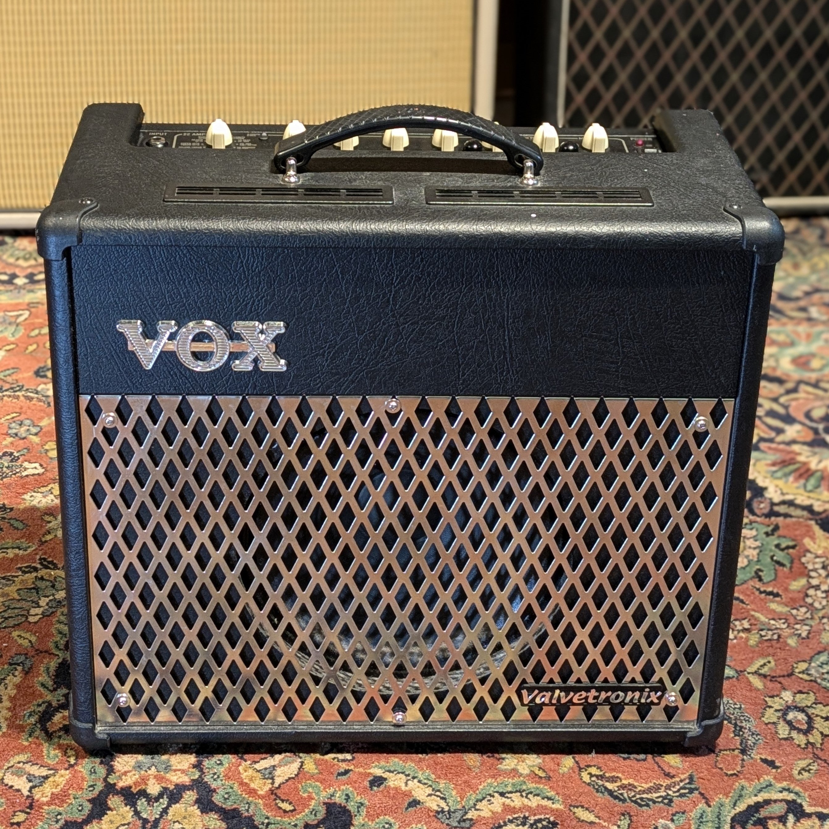 Vox Valvetronix AD30VT 30-Watt 1x10 Modeling Guitar Combo - Black
