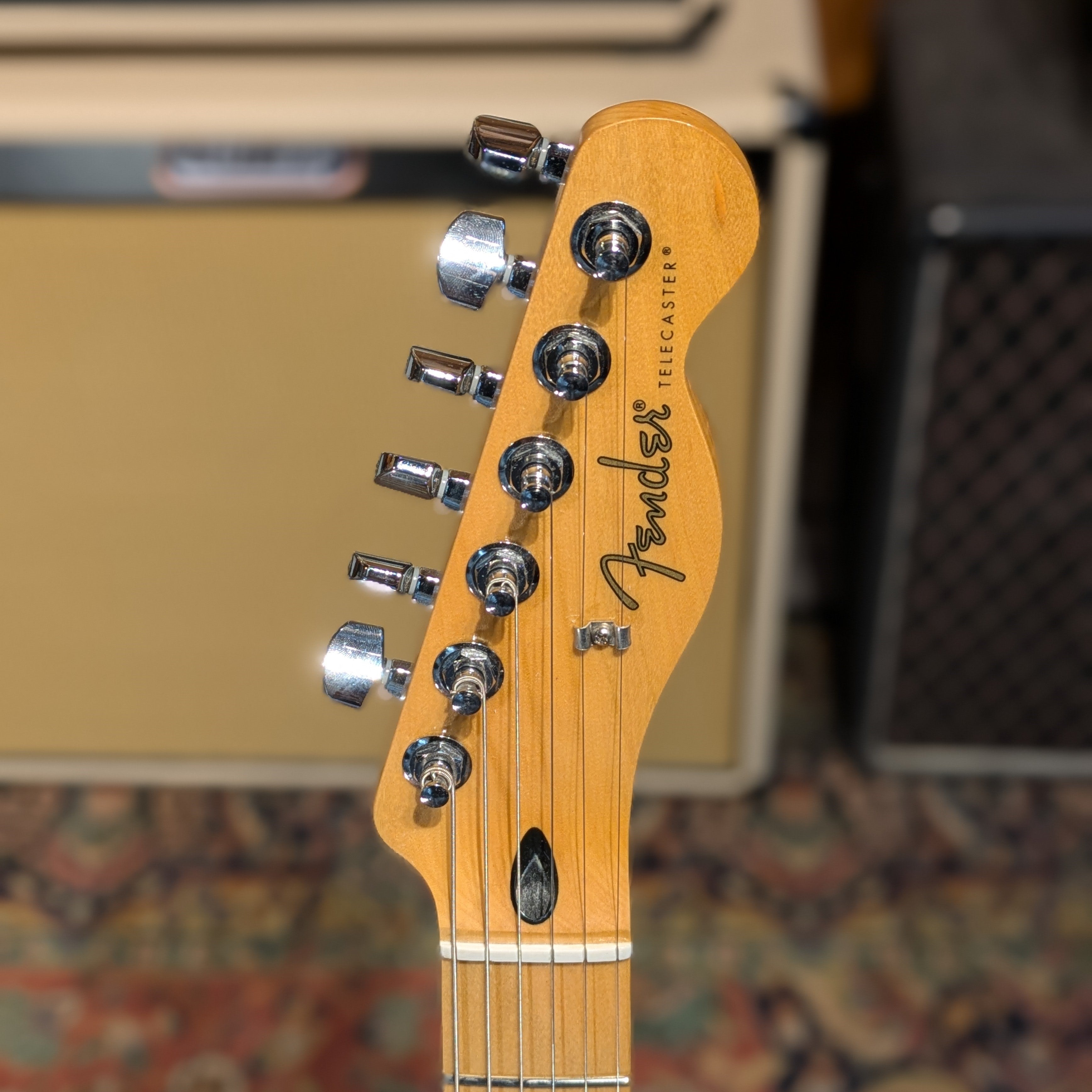 Fender Player Telecaster with Maple Fretboard - 2019 - 3-Color Sunburst