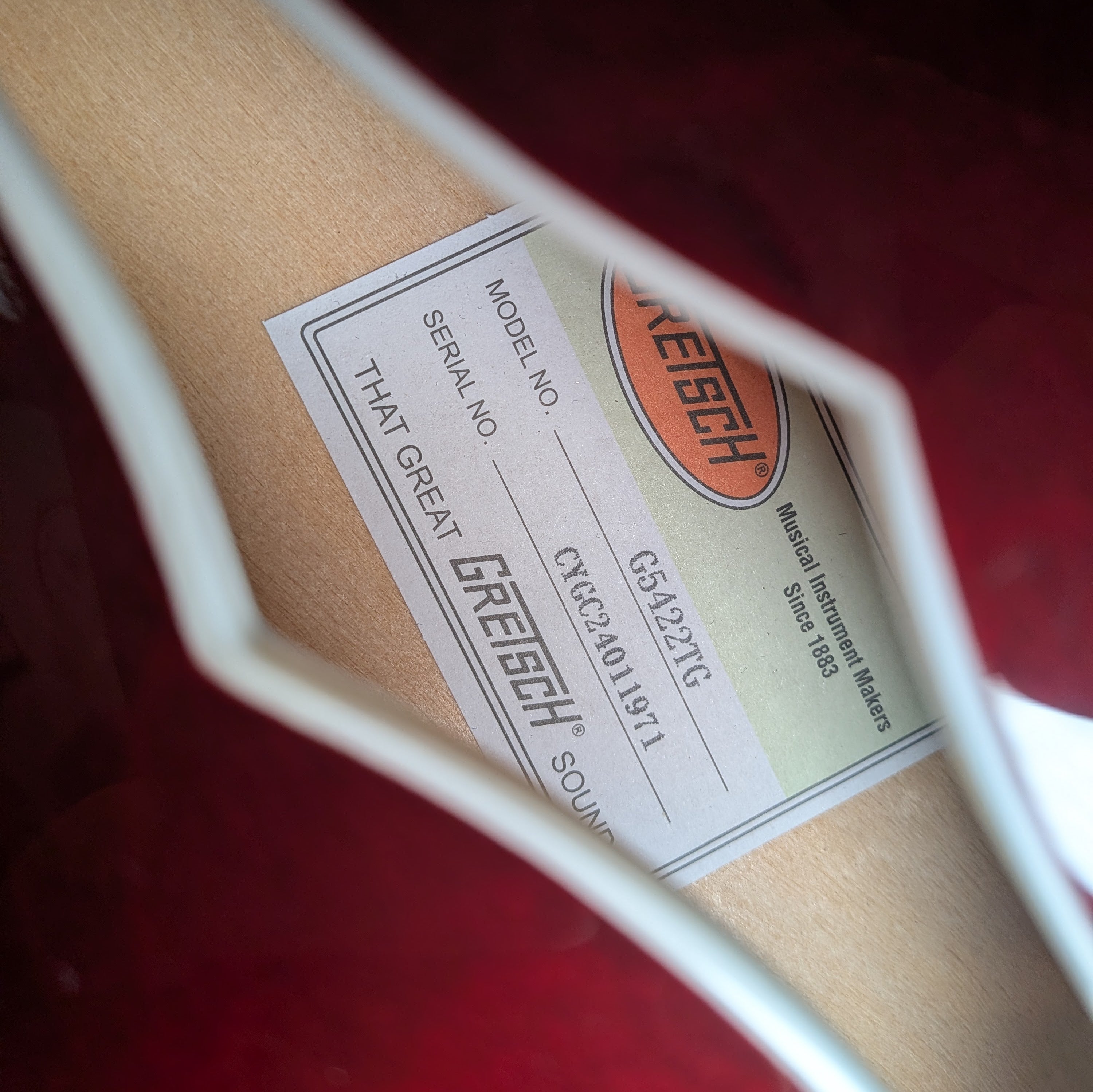 Gretsch G5422TG Electromatic Double Cutaway Hollow Body with Bigsby, Gold Hardware 2018 - Present - Walnut Stain