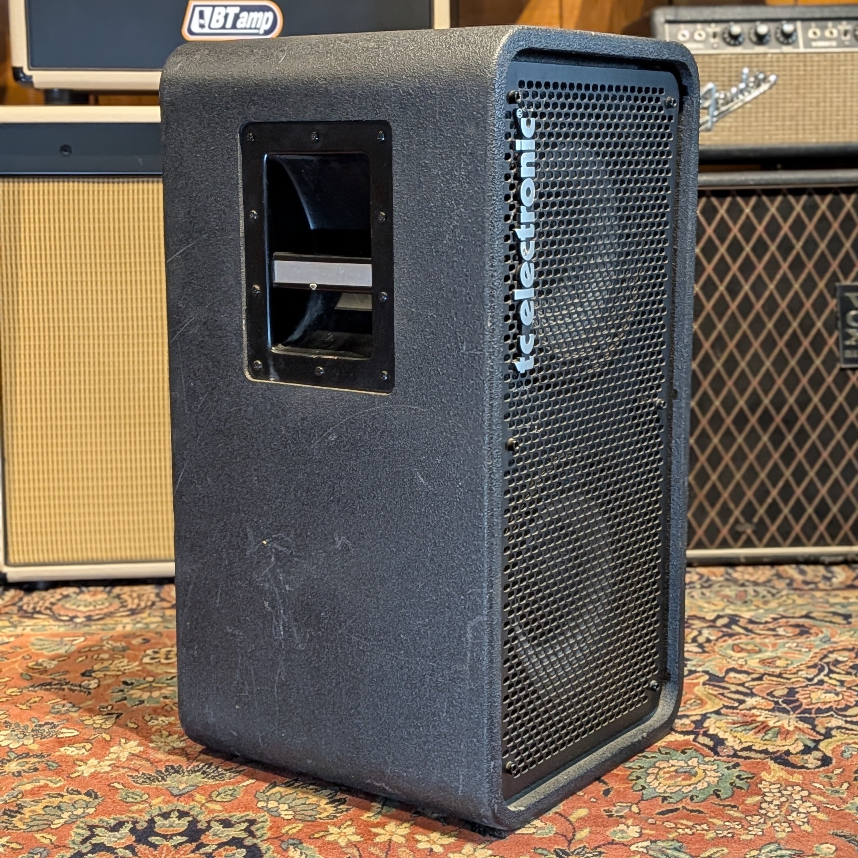 TC Electronic RS210 Vertical Stacking 2x10" 400w Bass Cab
