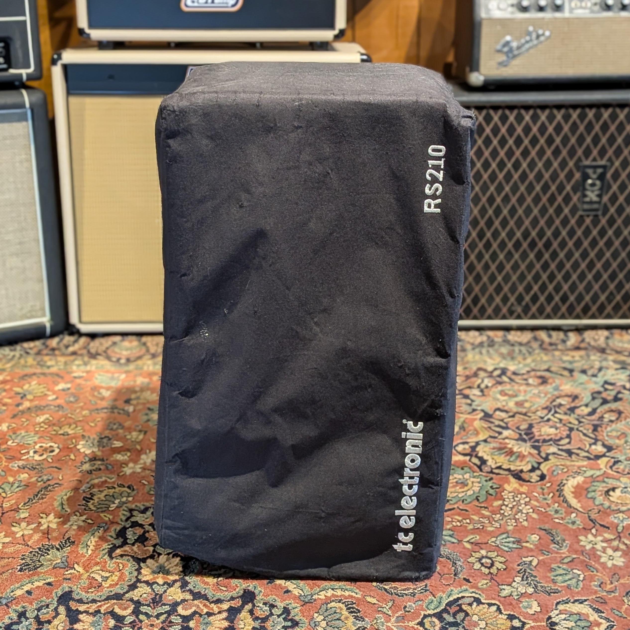 TC Electronic RS210 Vertical Stacking 2x10" 400w Bass Cab