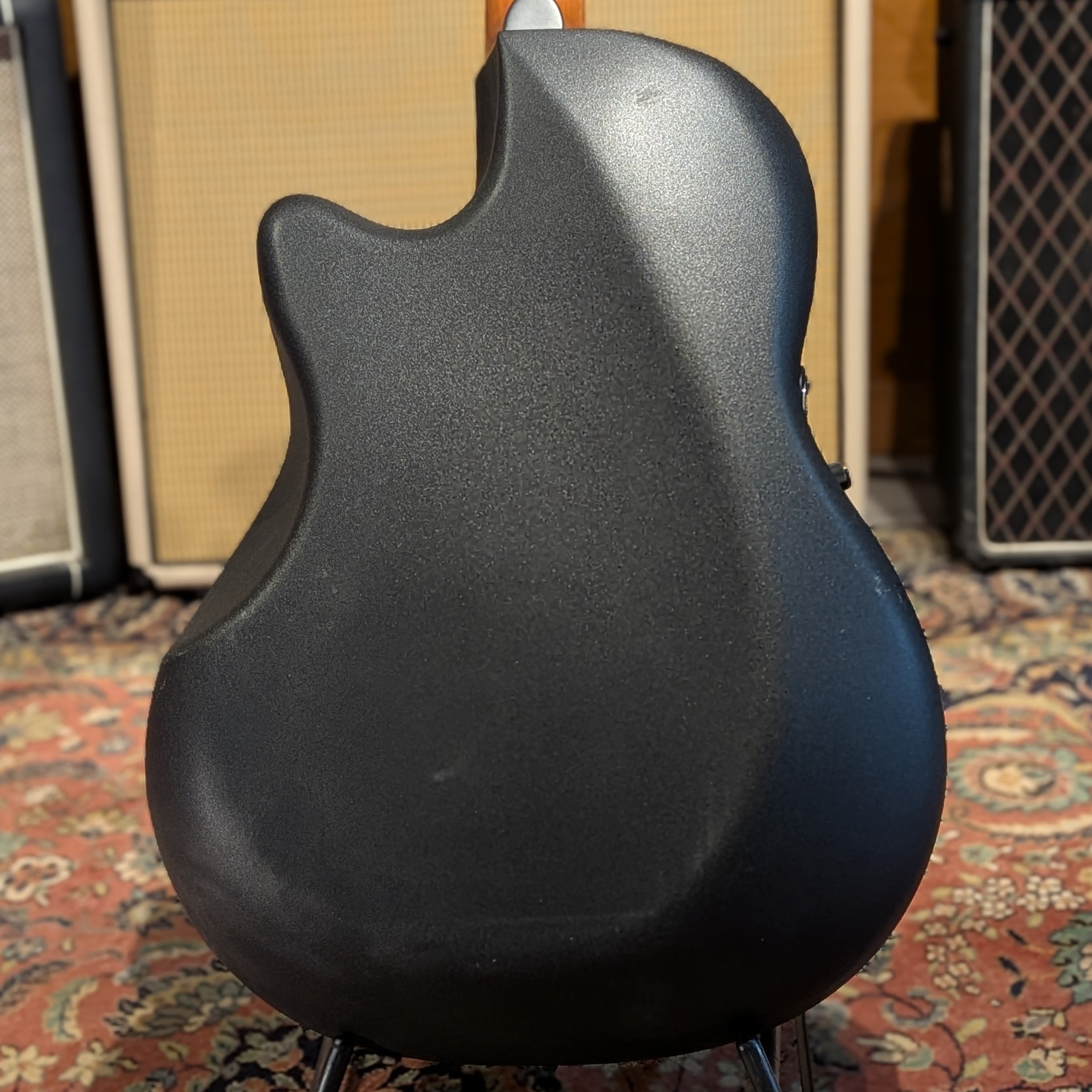 Ovation Pro Series 2771AX-CCB-G - Cherry Burst