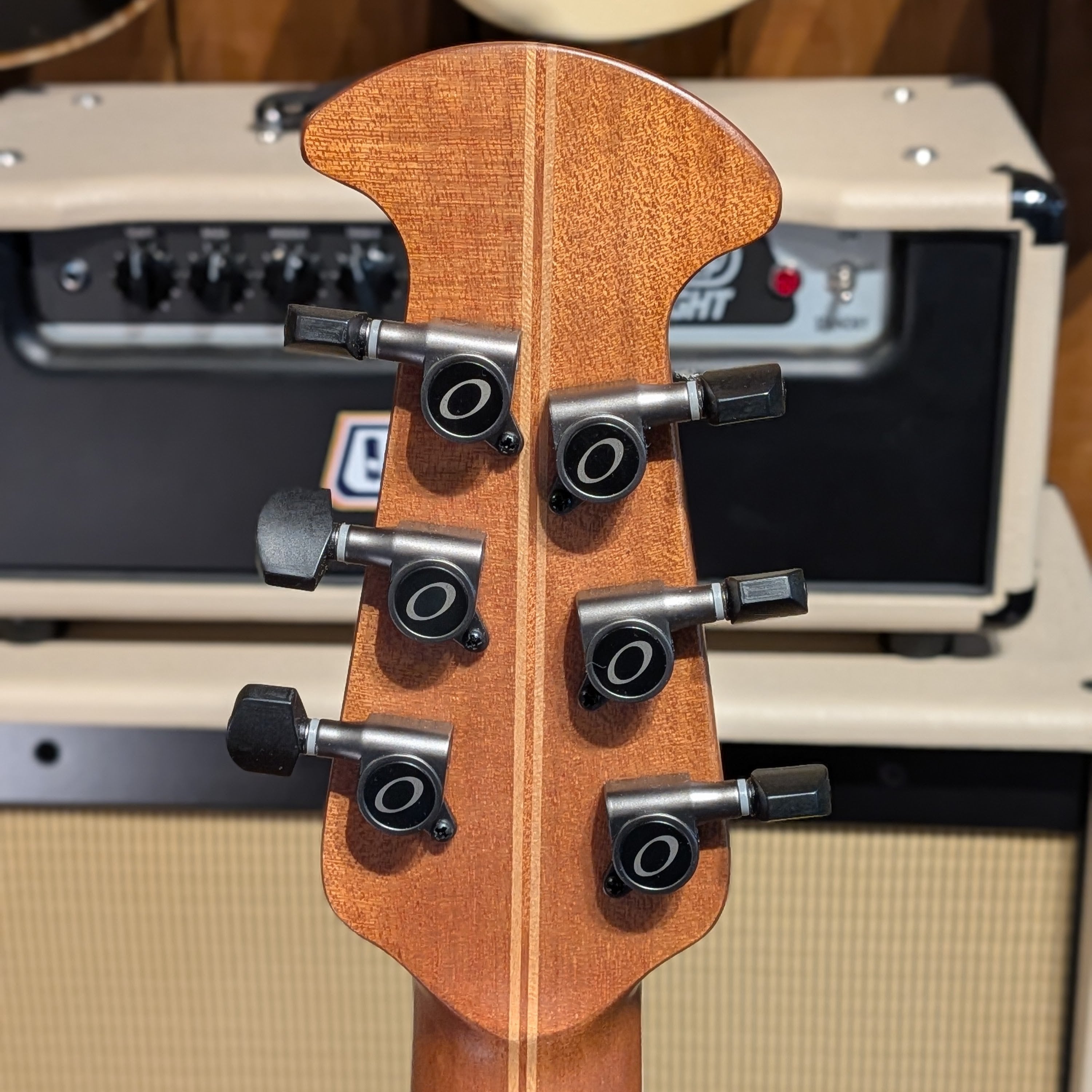 Ovation Pro Series 2771AX-CCB-G - Cherry Burst