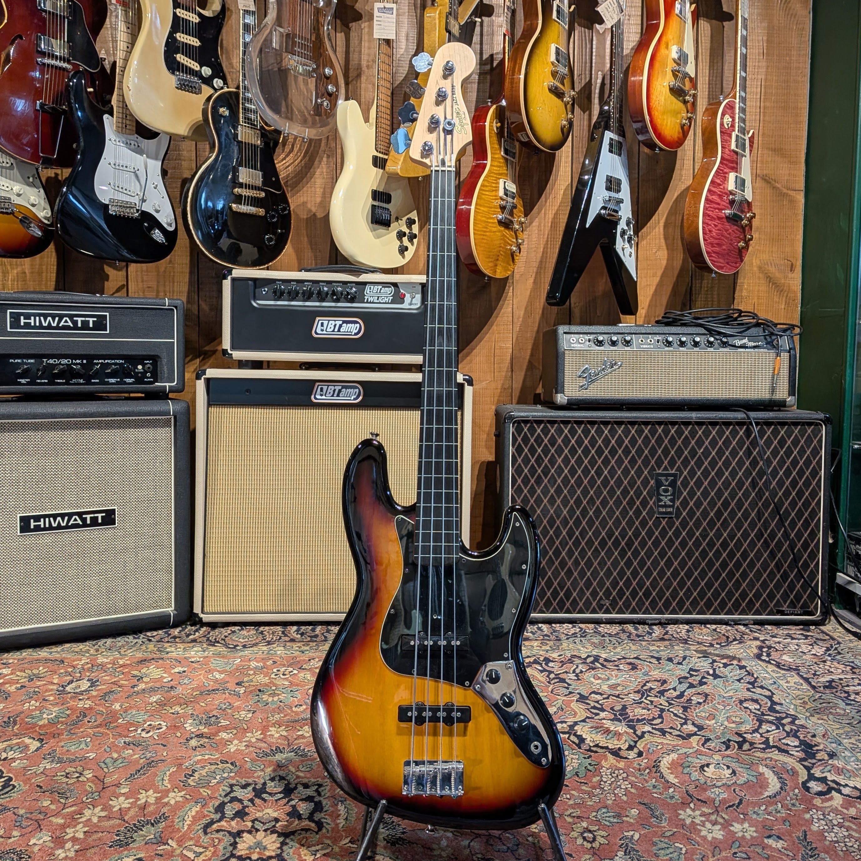 Squier Vintage Modified Jazz Bass Fretless - Sunburst