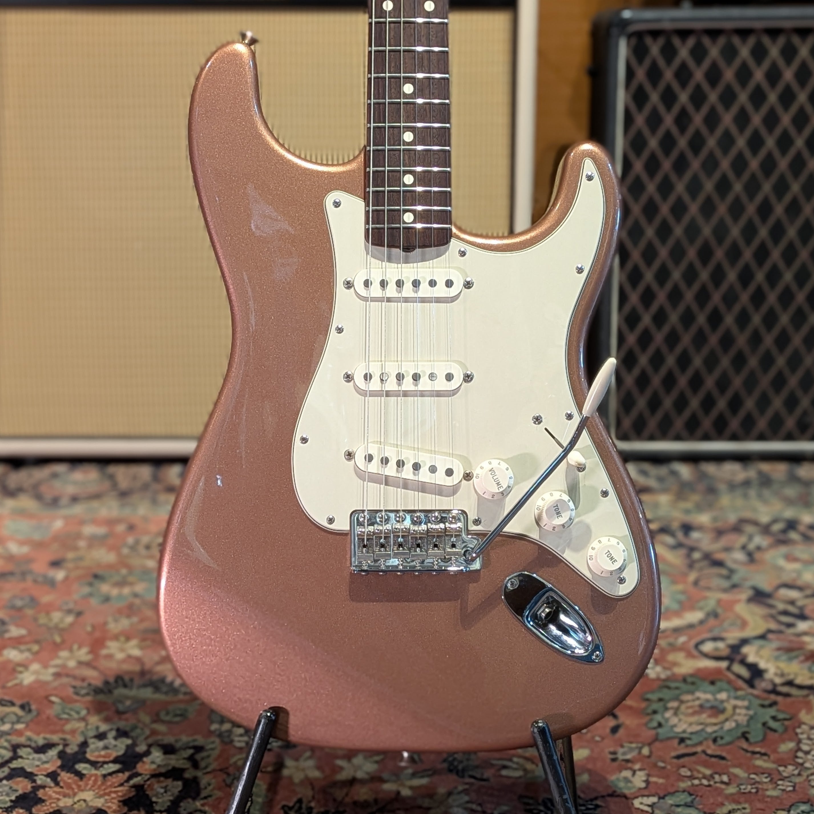 Fender Classic Series '60s Stratocaster with Rosewood Fretboard- 2003 - Burgundy Mist