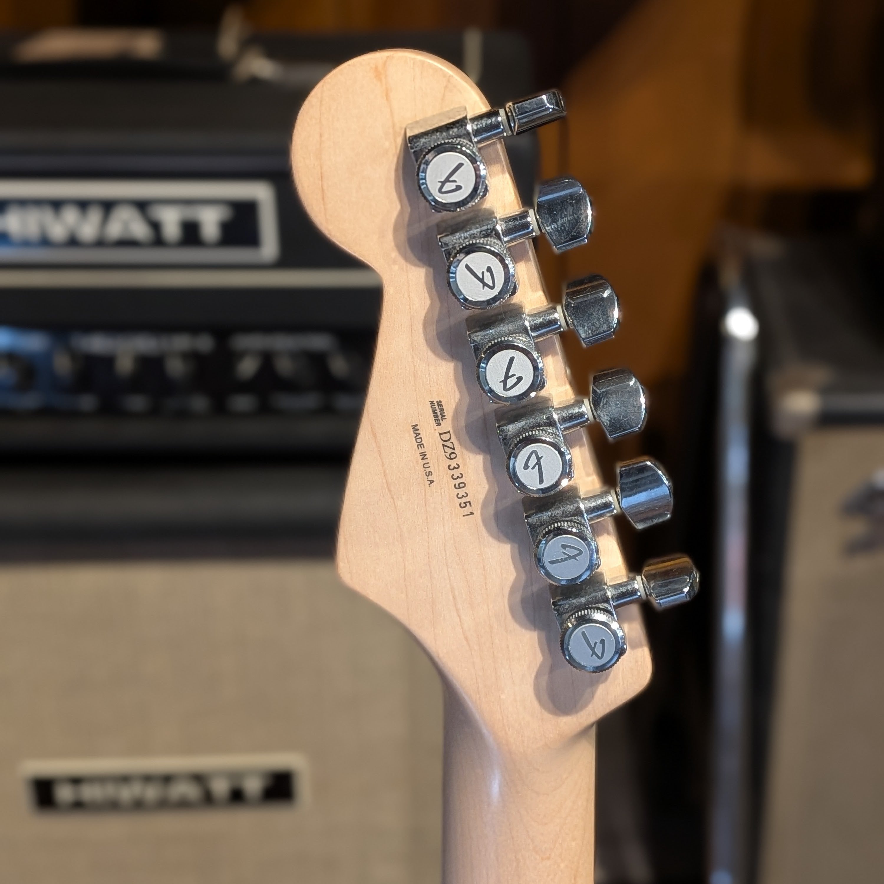 Fender American Deluxe Stratocaster Ash with Rosewood Fretboard 2009 - Aged Cherry Burst