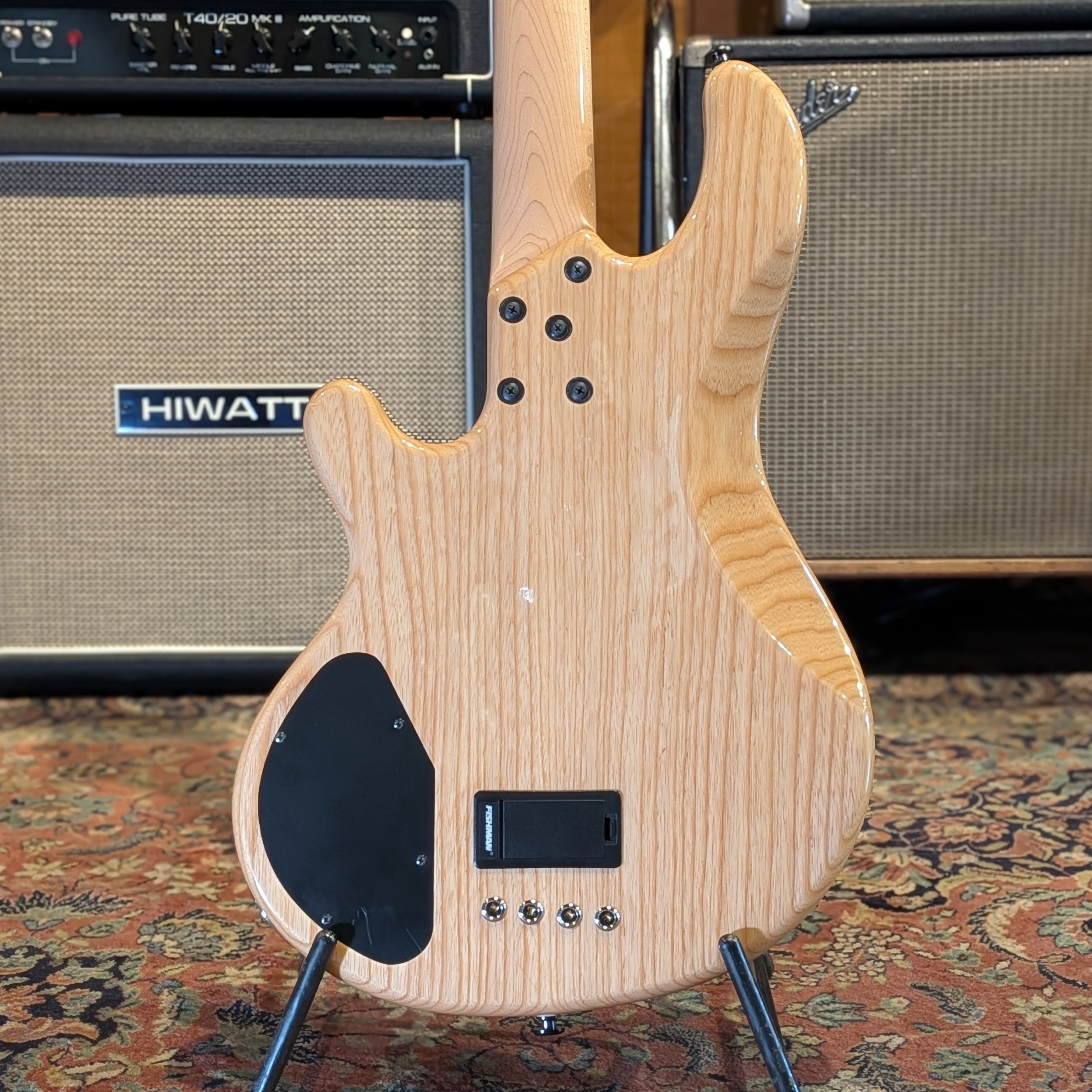 Lakland Skyline 44-02 Deluxe Bass Natural