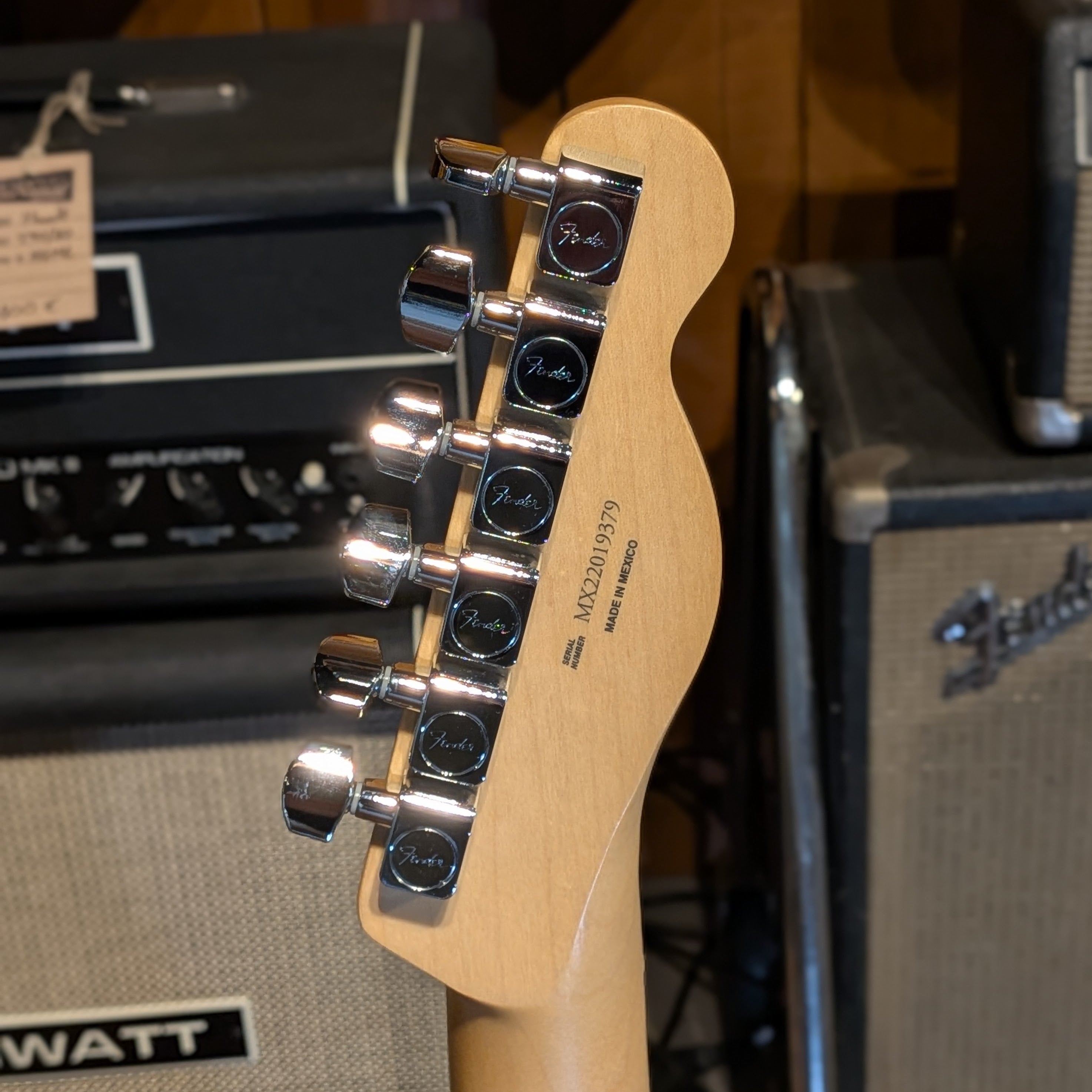 Fender Player Telecaster Left-Handed with Maple Fretboard 2022 - Butterscotch Blonde