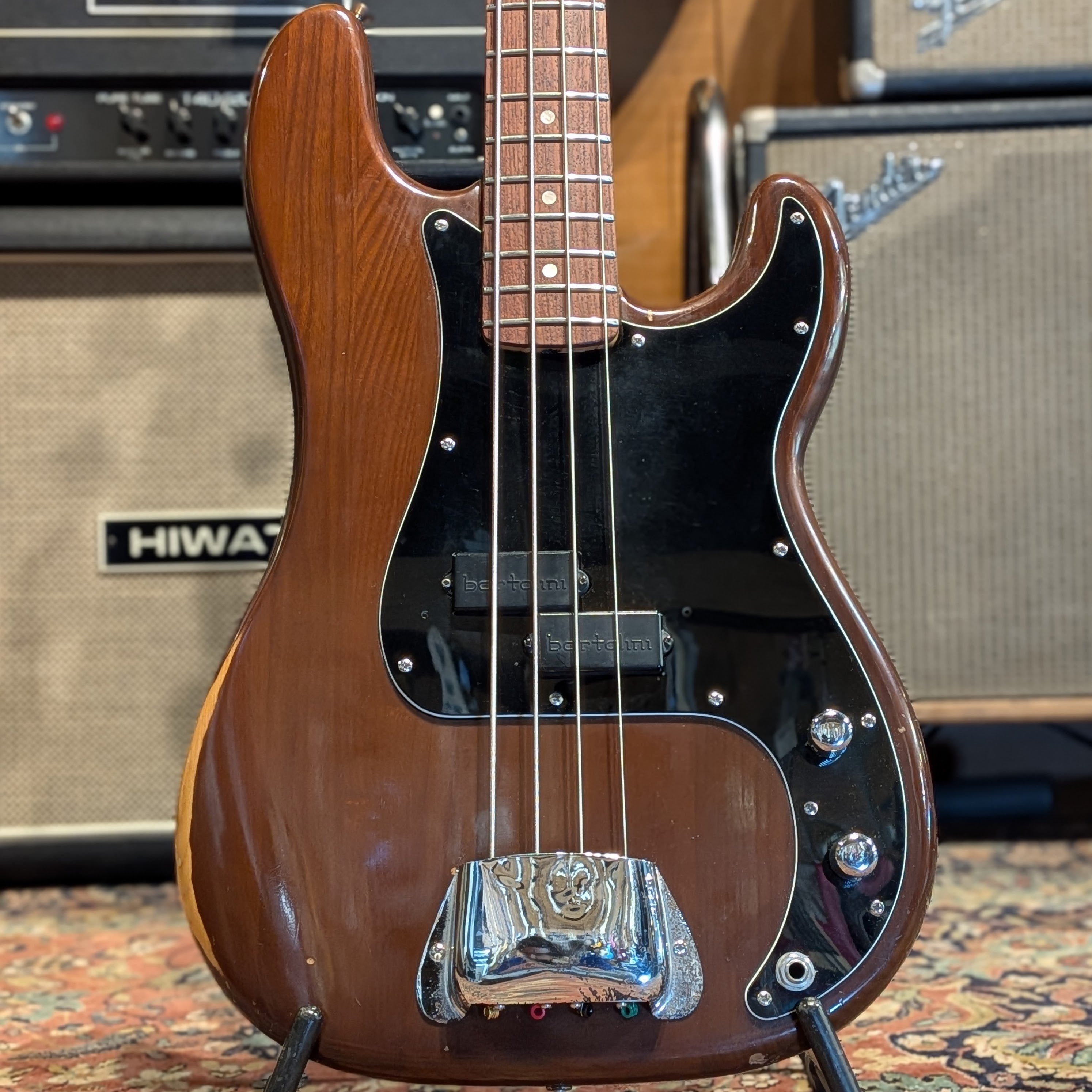 Fender Precision Bass with Rosewood Fretboard 1977 - 1978 - Mocha Brown