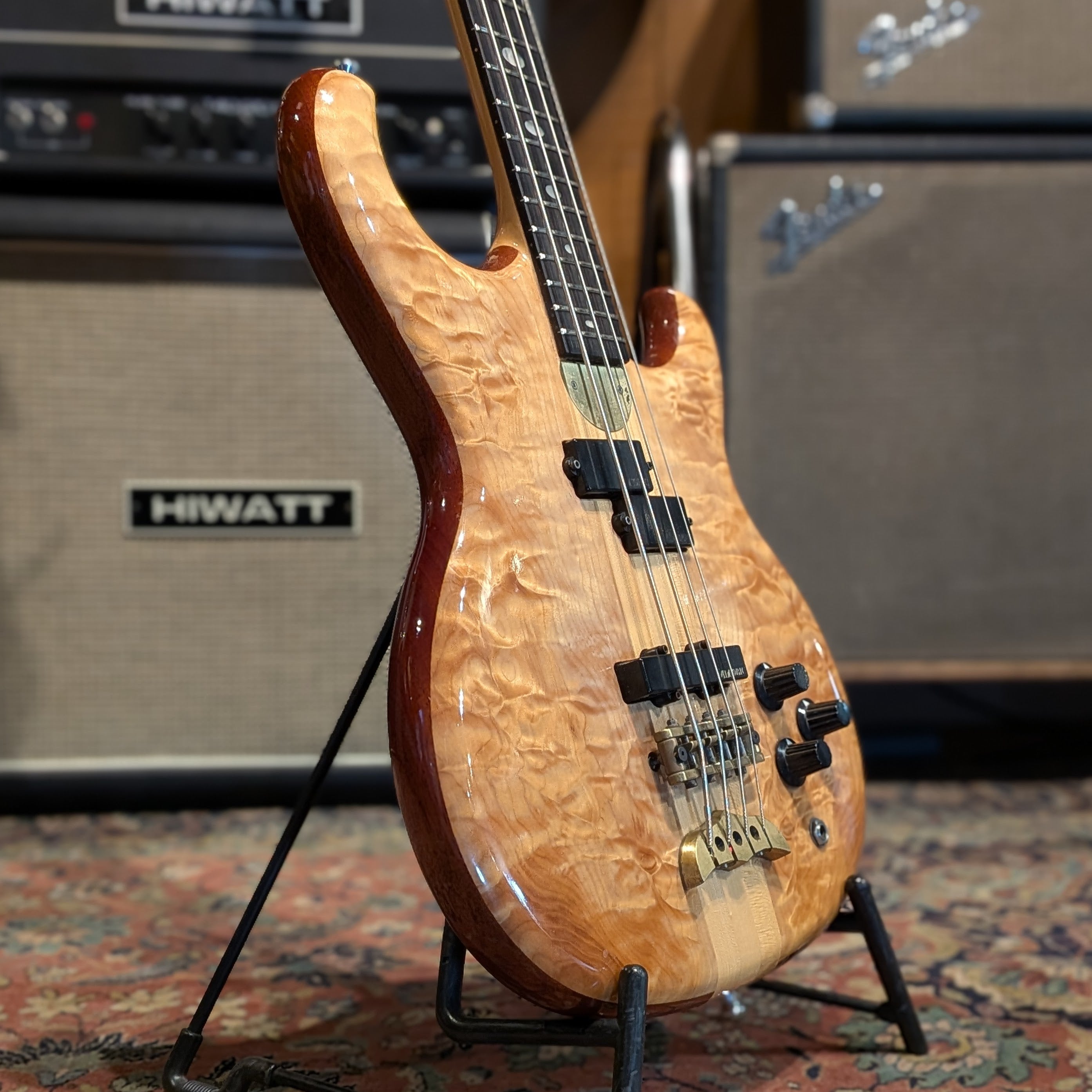 Alembic Persuader Bass - Quilted Maple