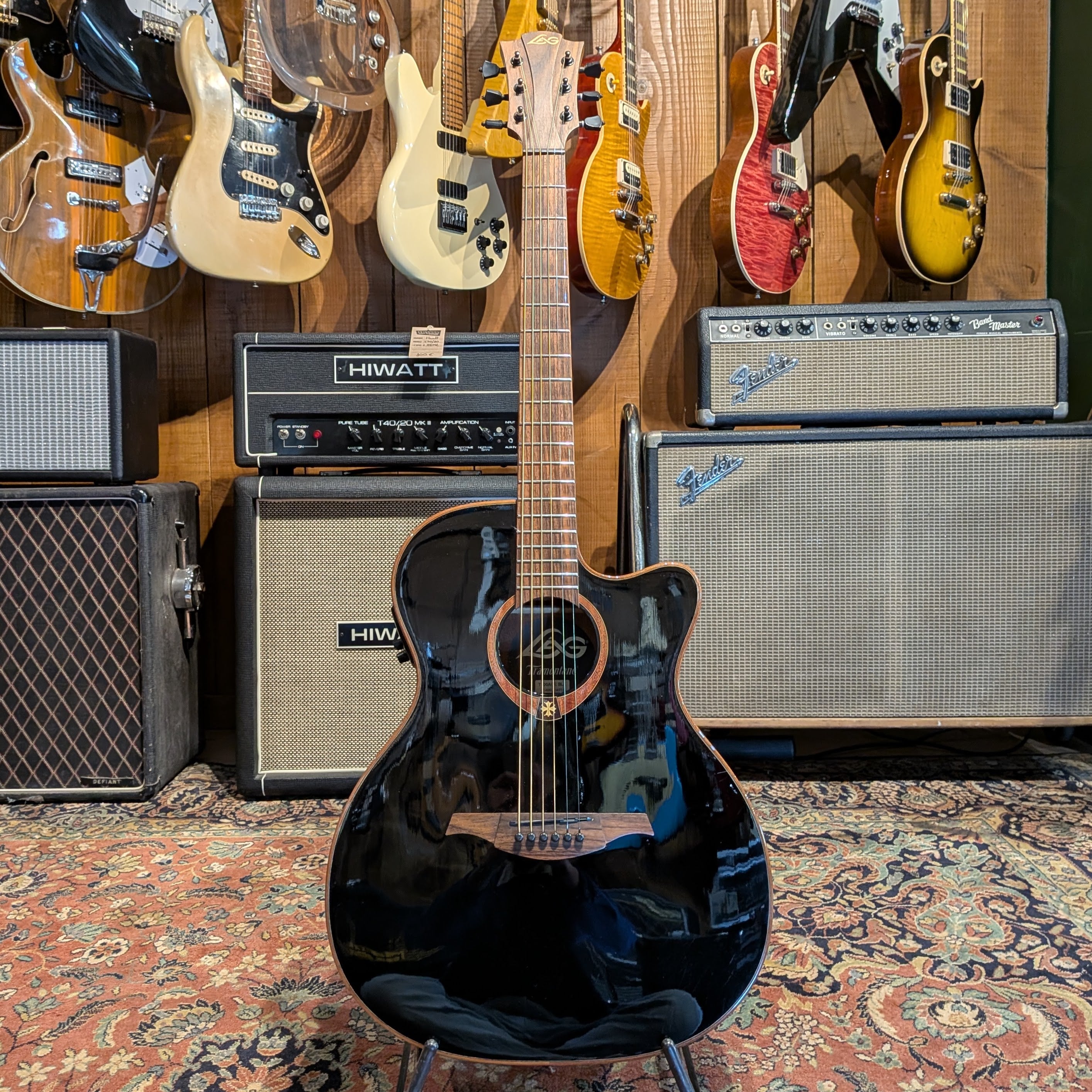 Lag T-100ACE-BLK Auditorium with Electronics - Black