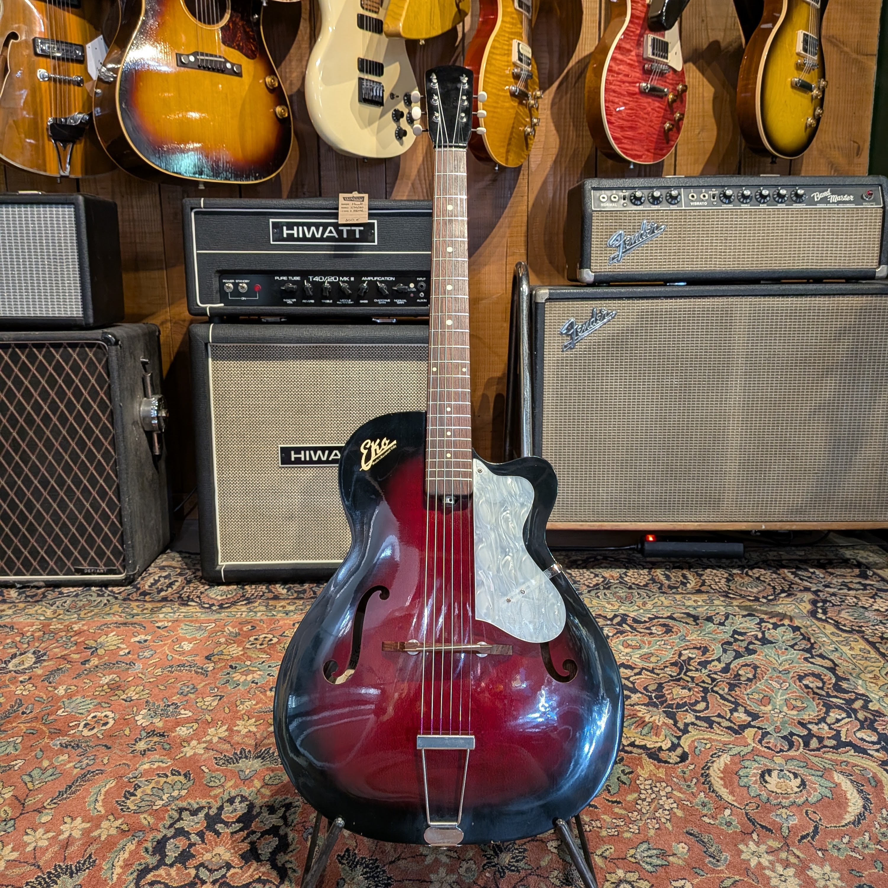 Eko Mascot 60's - Italy