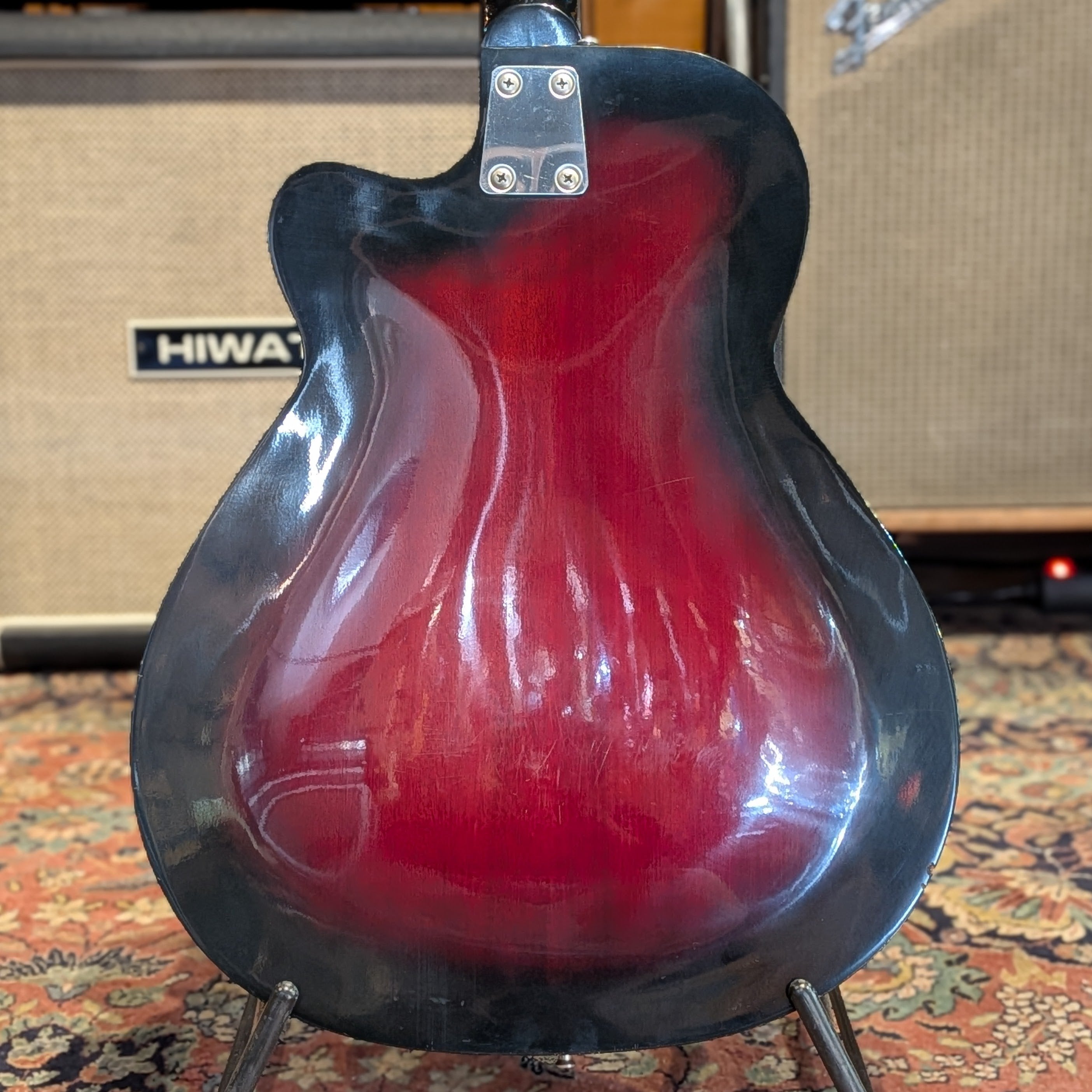 Eko Mascot 60's - Italy