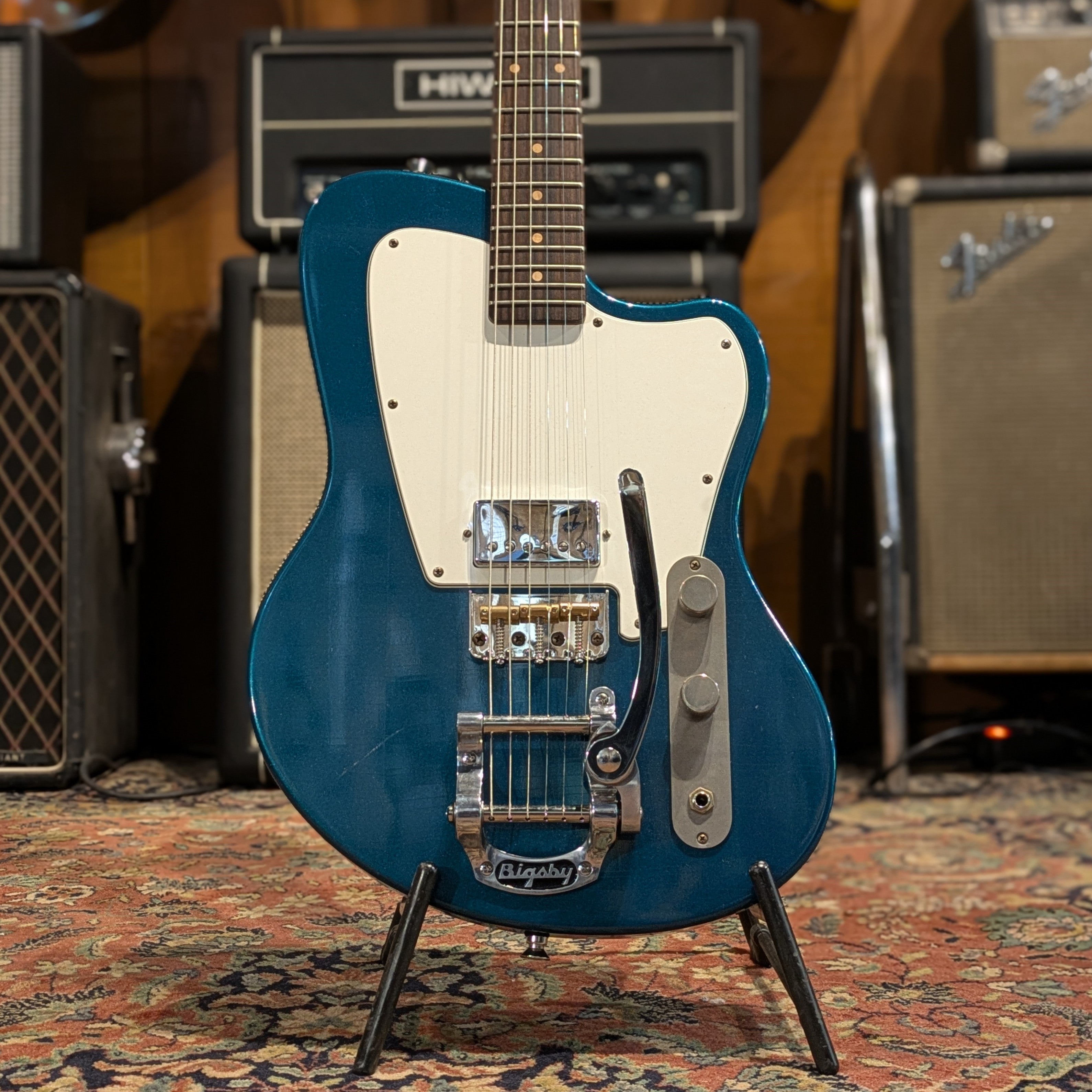 Girault Guitars California 2024 - Ocean Turquoise Relic Bigsby + configuration micros Dynasonic