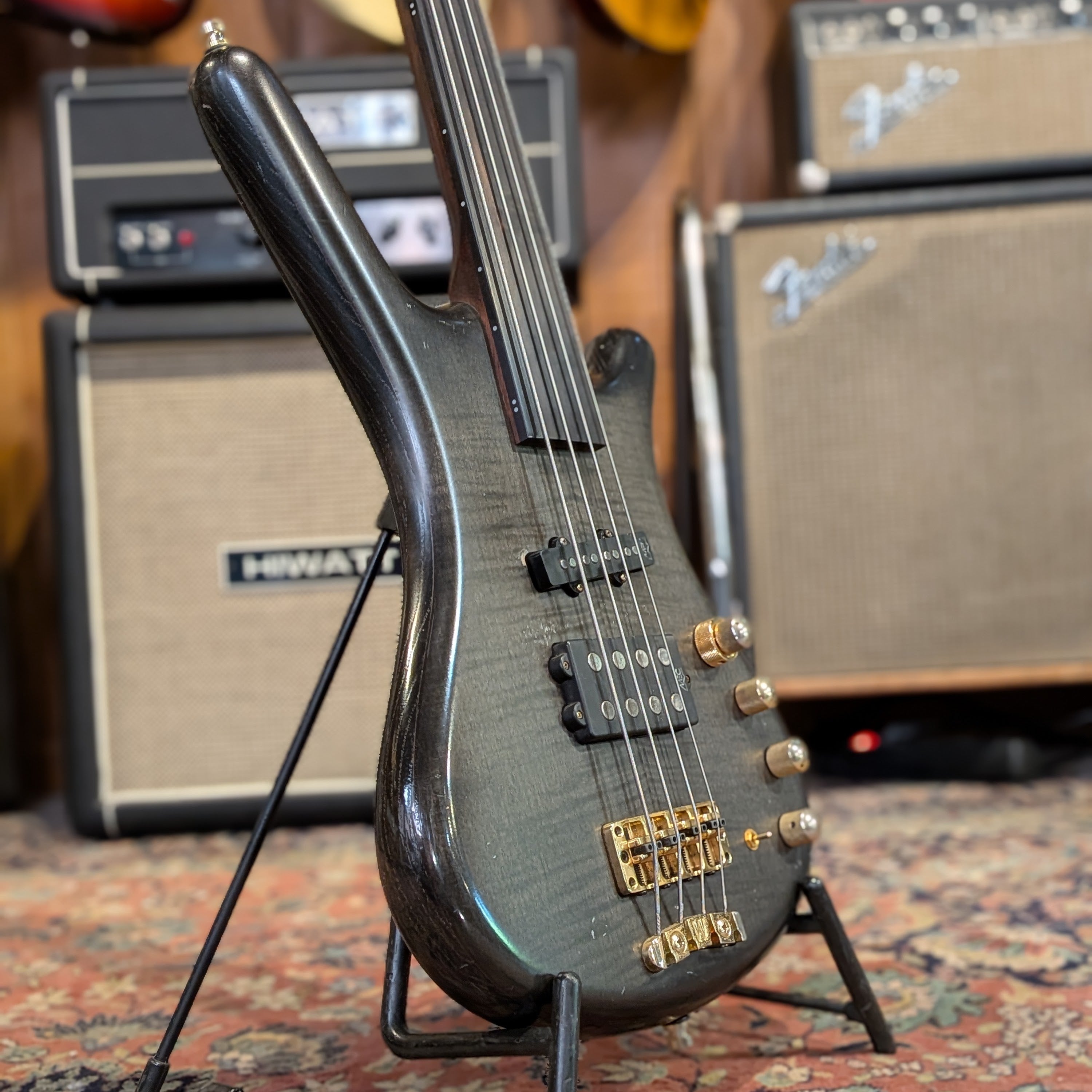 Warwick Corvette FNA Jazzman Fretless 2000's - Nirvana Black Stain
