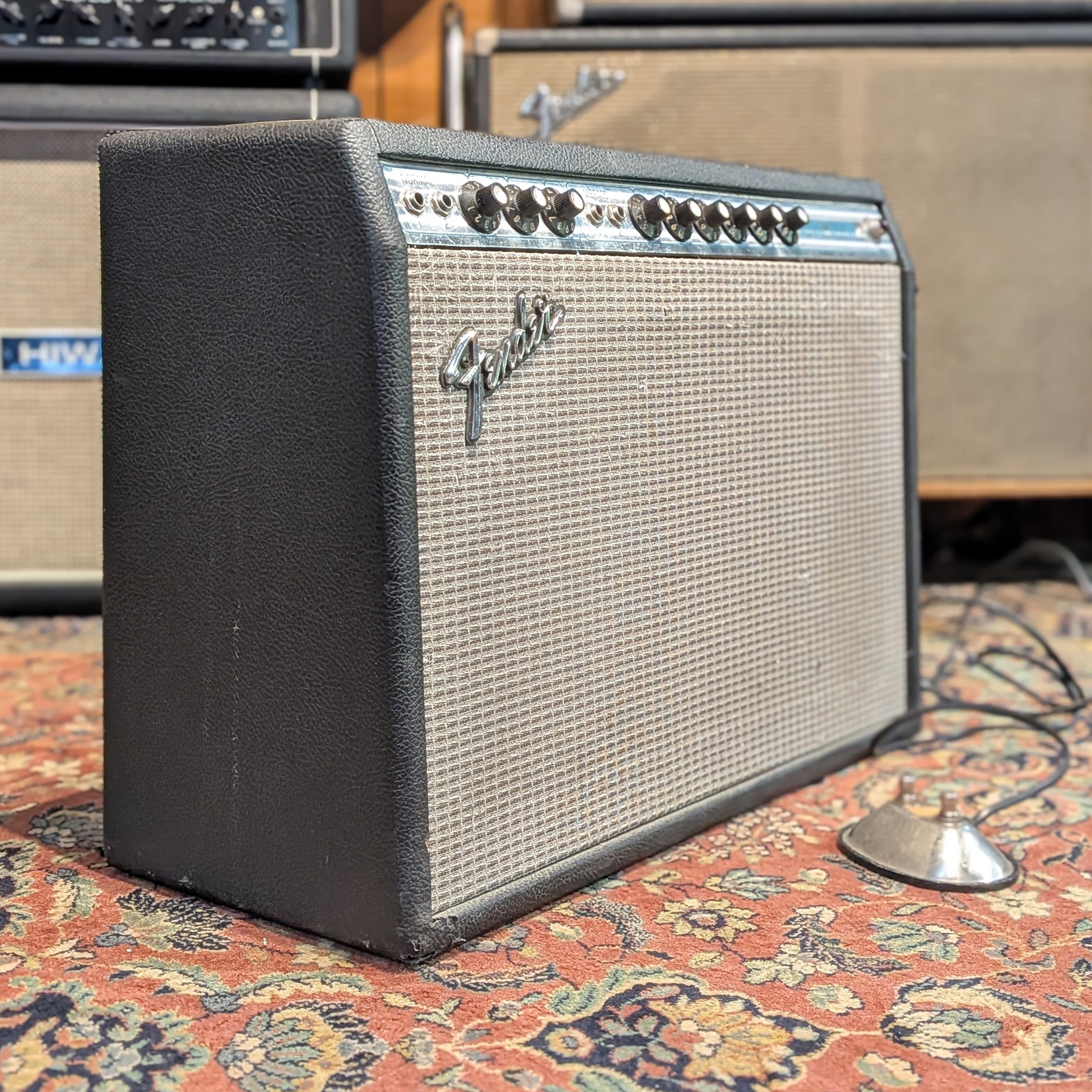 Fender Deluxe Reverb 2-Channel 22-Watt 1x12" Guitar Combo 1976 - Silverface