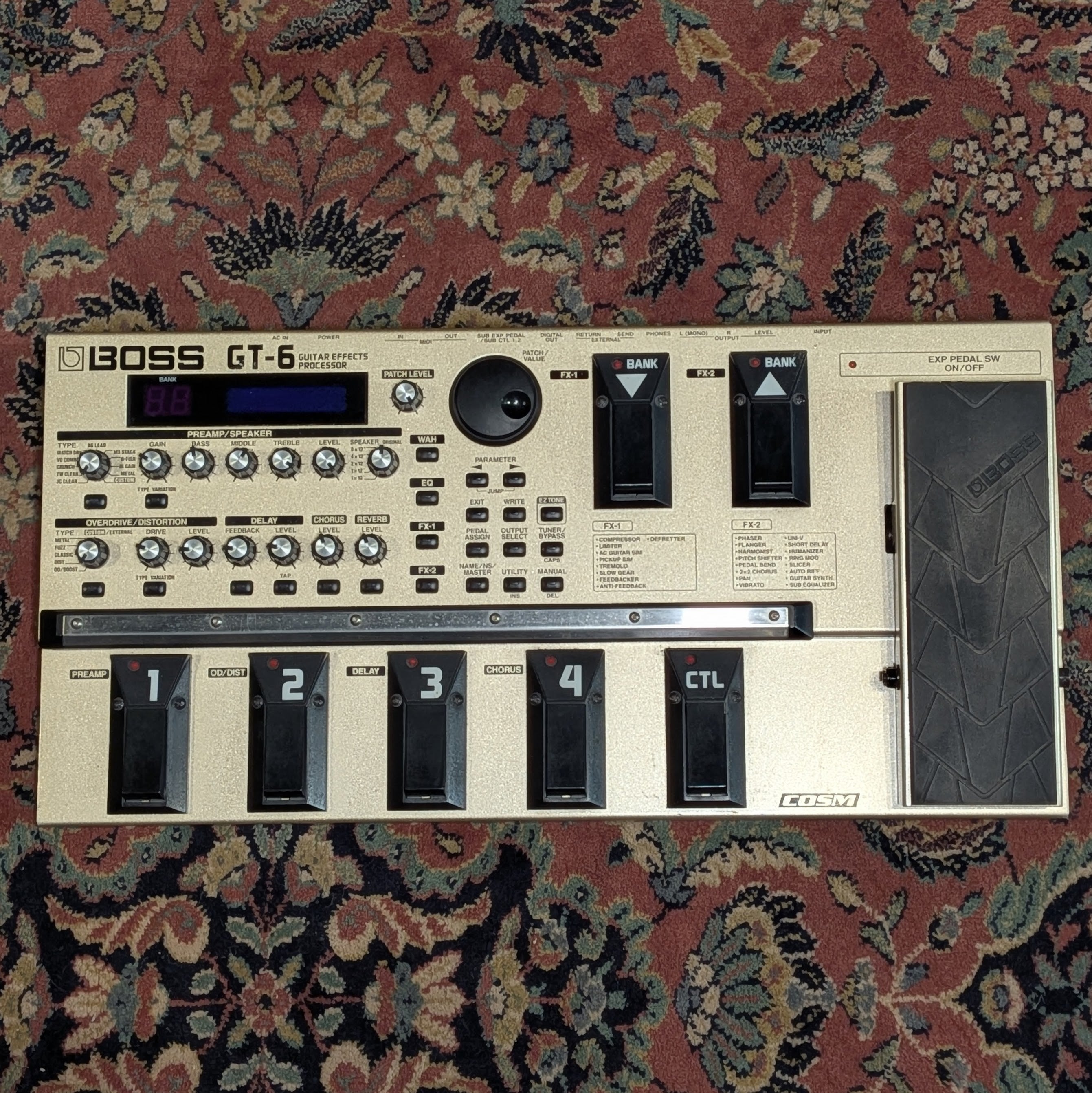 Boss GT-6 Multi-Effect Unit - Gold – Le Shop Lyon