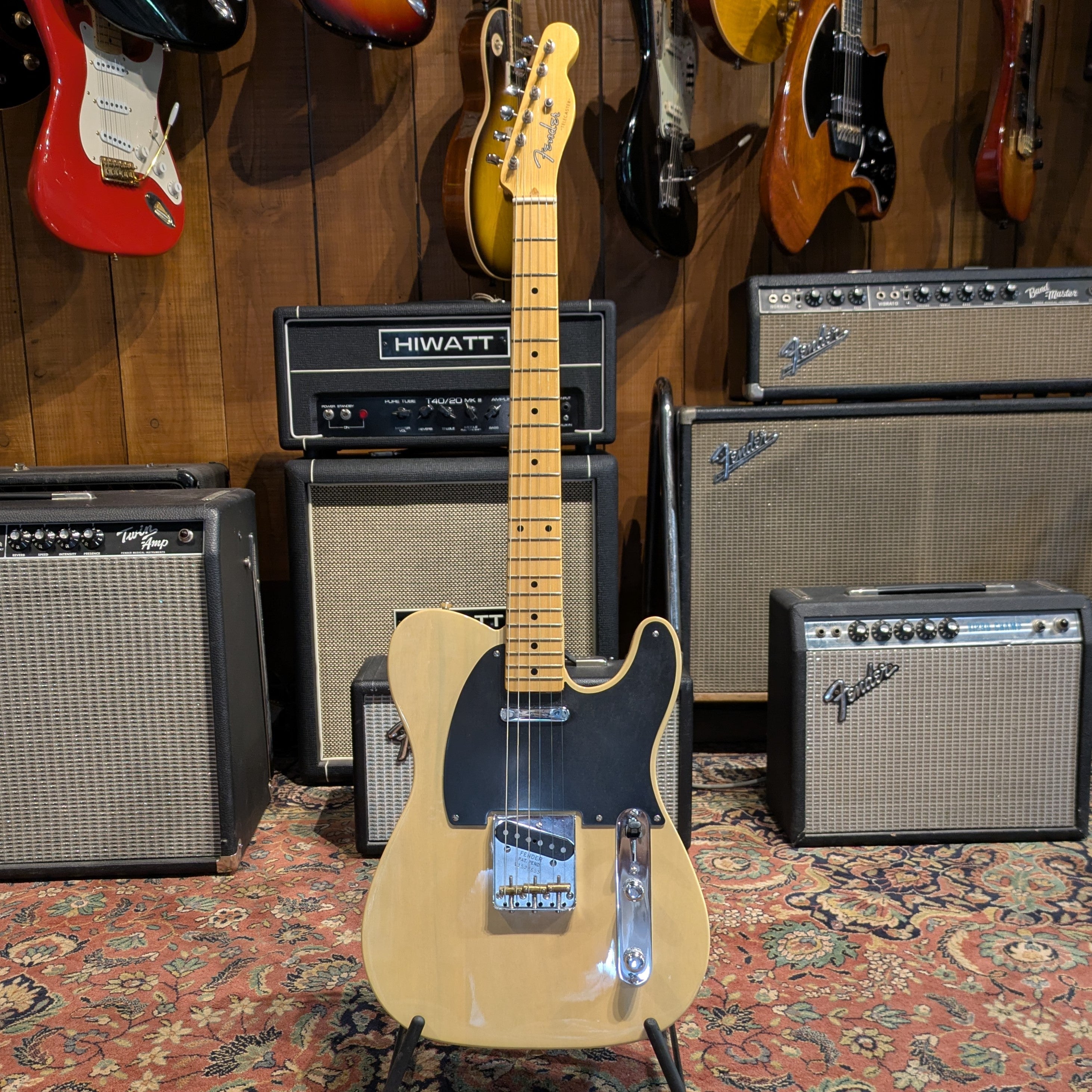 Fender "10 for '15" Limited Edition American Vintage '52 Korina Telecaster with Maple Fretboard 2015 - Blackguard Blonde