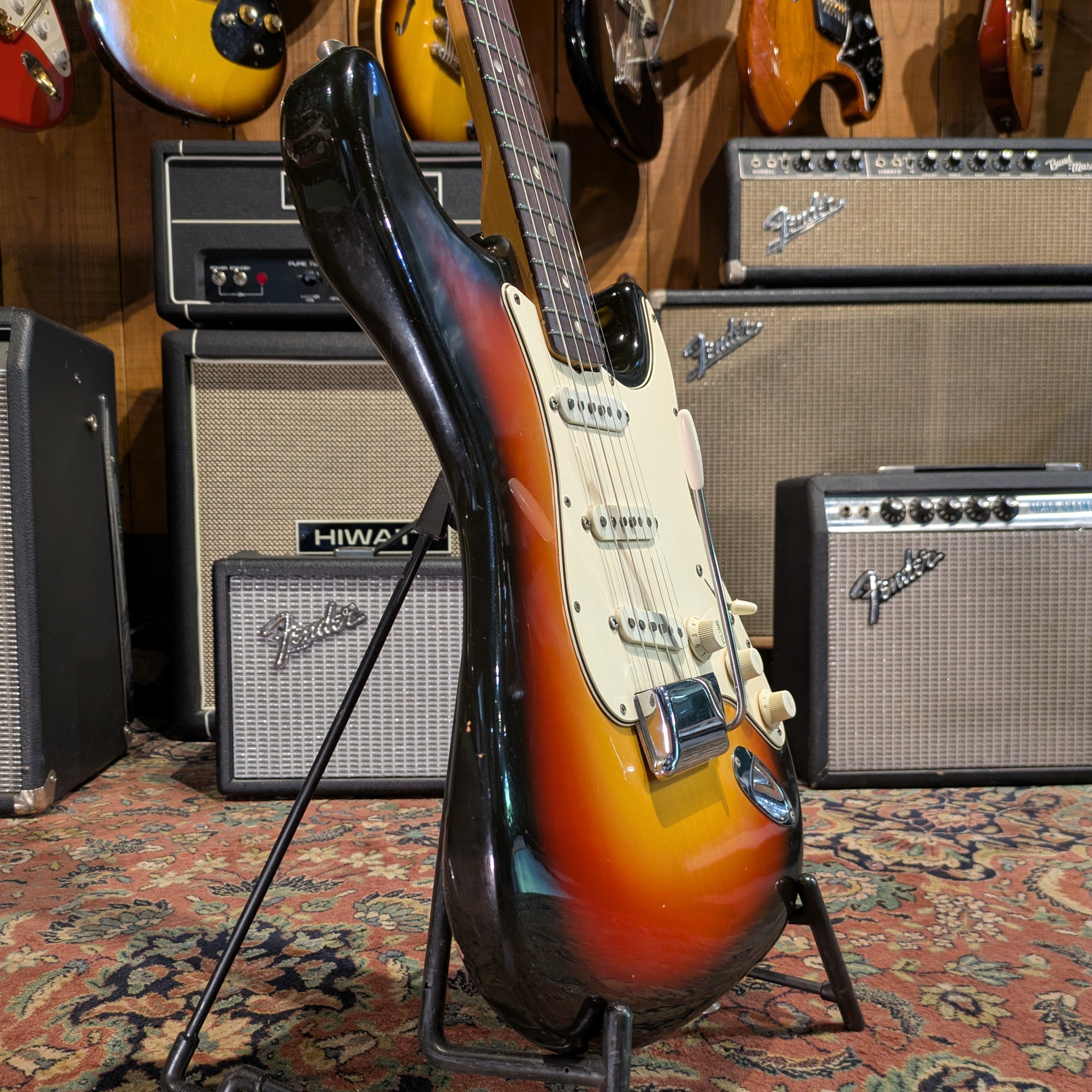 Fender Stratocaster with Rosewood Fretboard 1967 - Sunburst