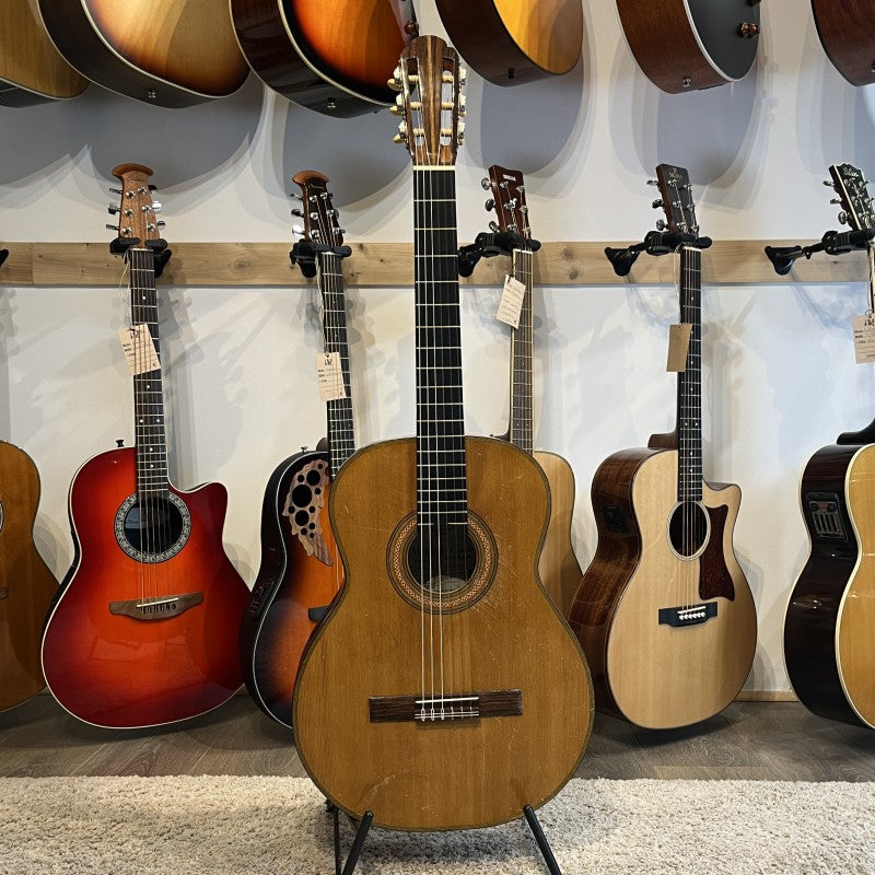 ALVAREZ DE CASTRO CLASSICAL GUITAR 60's