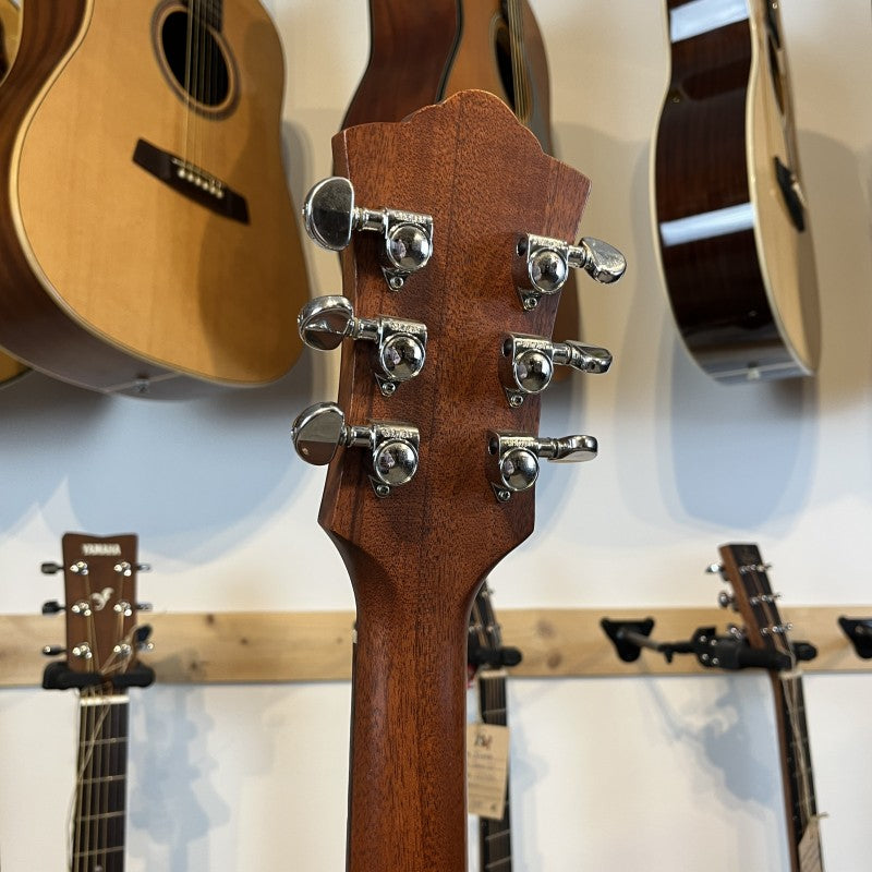 Aria Auditiorium AF-28N