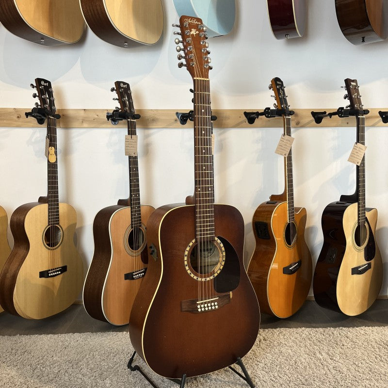 Art & Lutherie Cedar 12 (2007) Canada