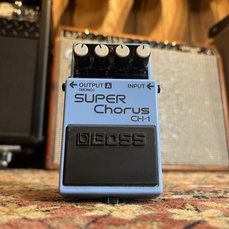Boss CH-1