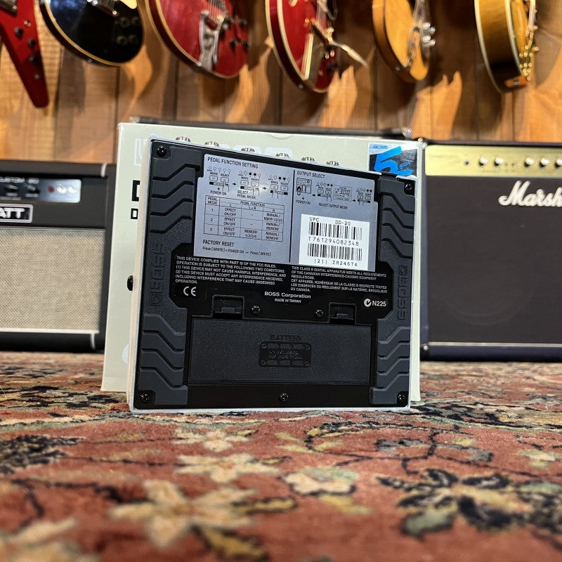 Boss Giga Delay DD-20