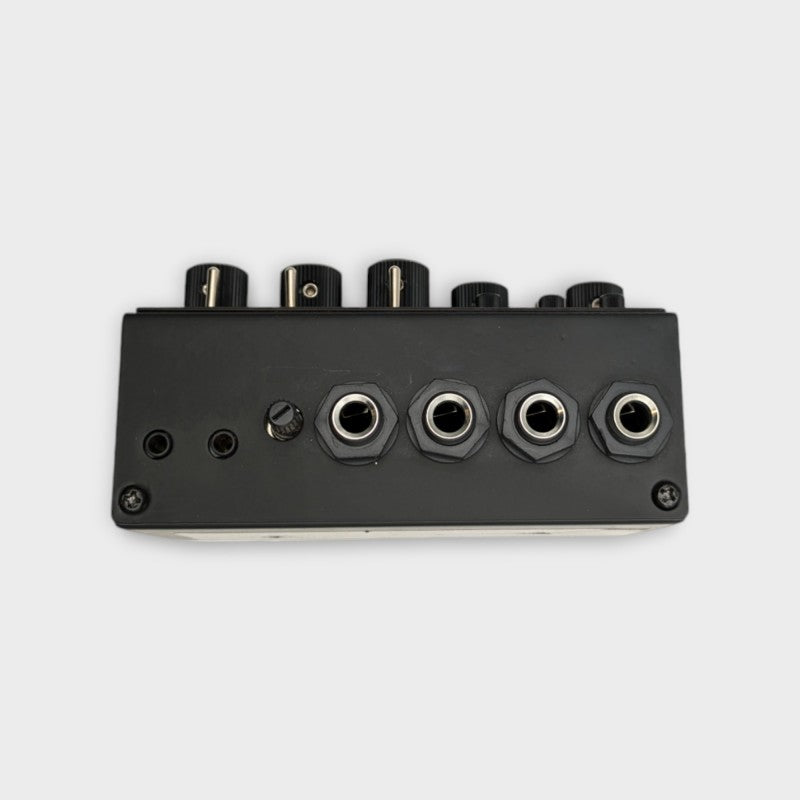 DSM & Humboldt Electronics Simplifier Bass Station Preamp / CabSim