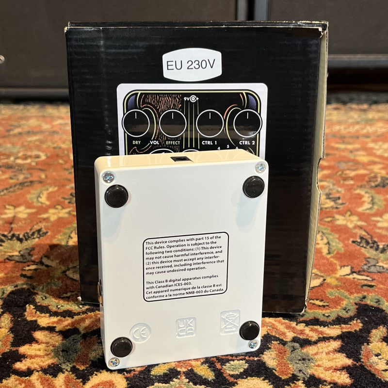 Electro-Harmonix String 9 String Ensemble