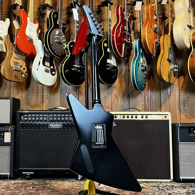 Epiphone Gothic Explorer 2003 (EMG 81)