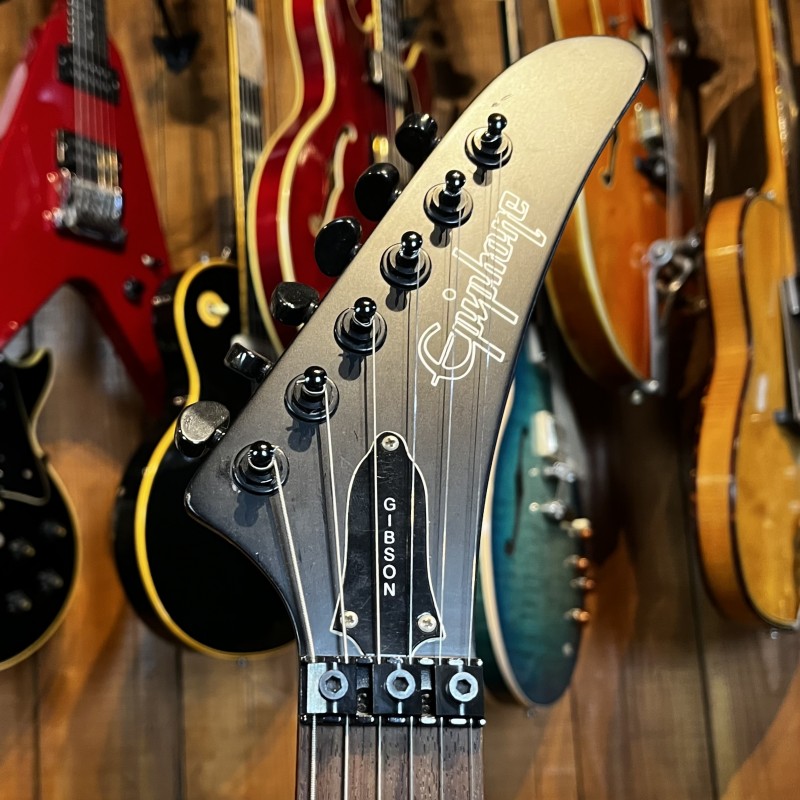 Epiphone Gothic Explorer 2003 (EMG 81)