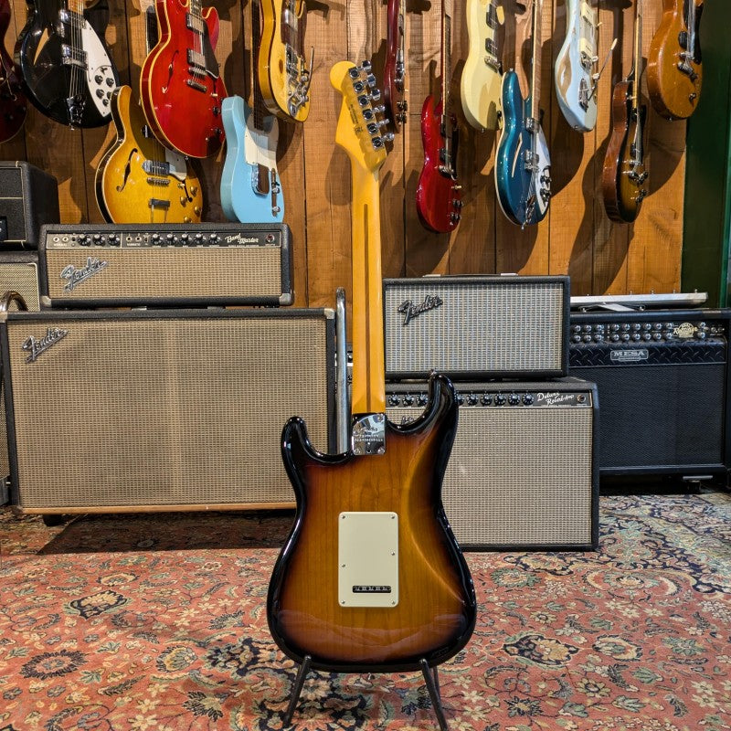 Fender 70th Anniversary American Professional II Stratocaster 2024 - 2TS