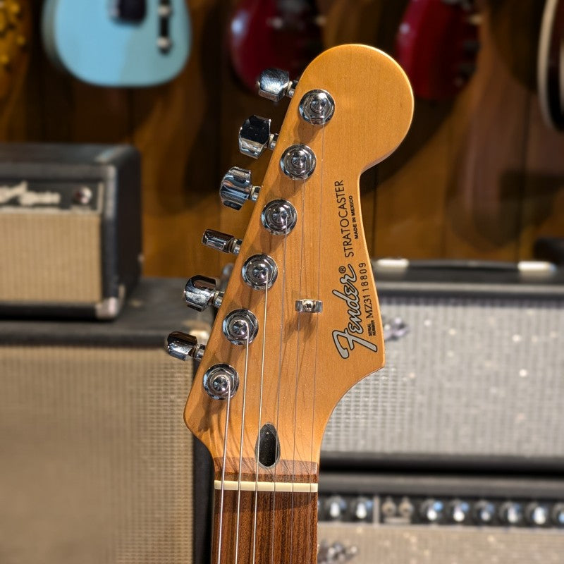 Fender Stratocaster HSS with Rosewood Fretboard - Chrome Silver