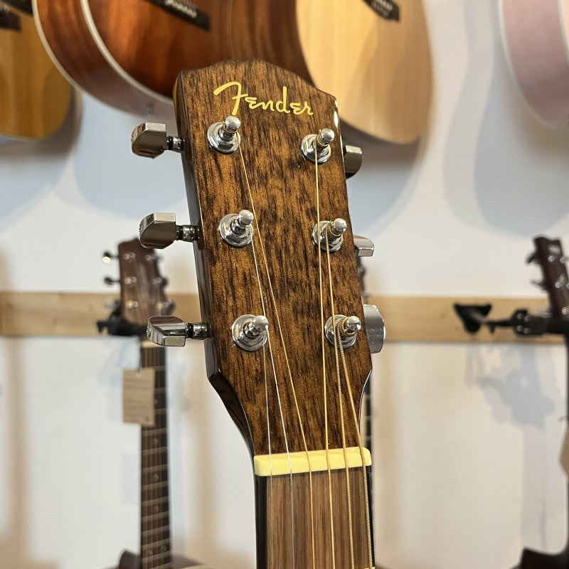 Fender CC-60S Gauchère